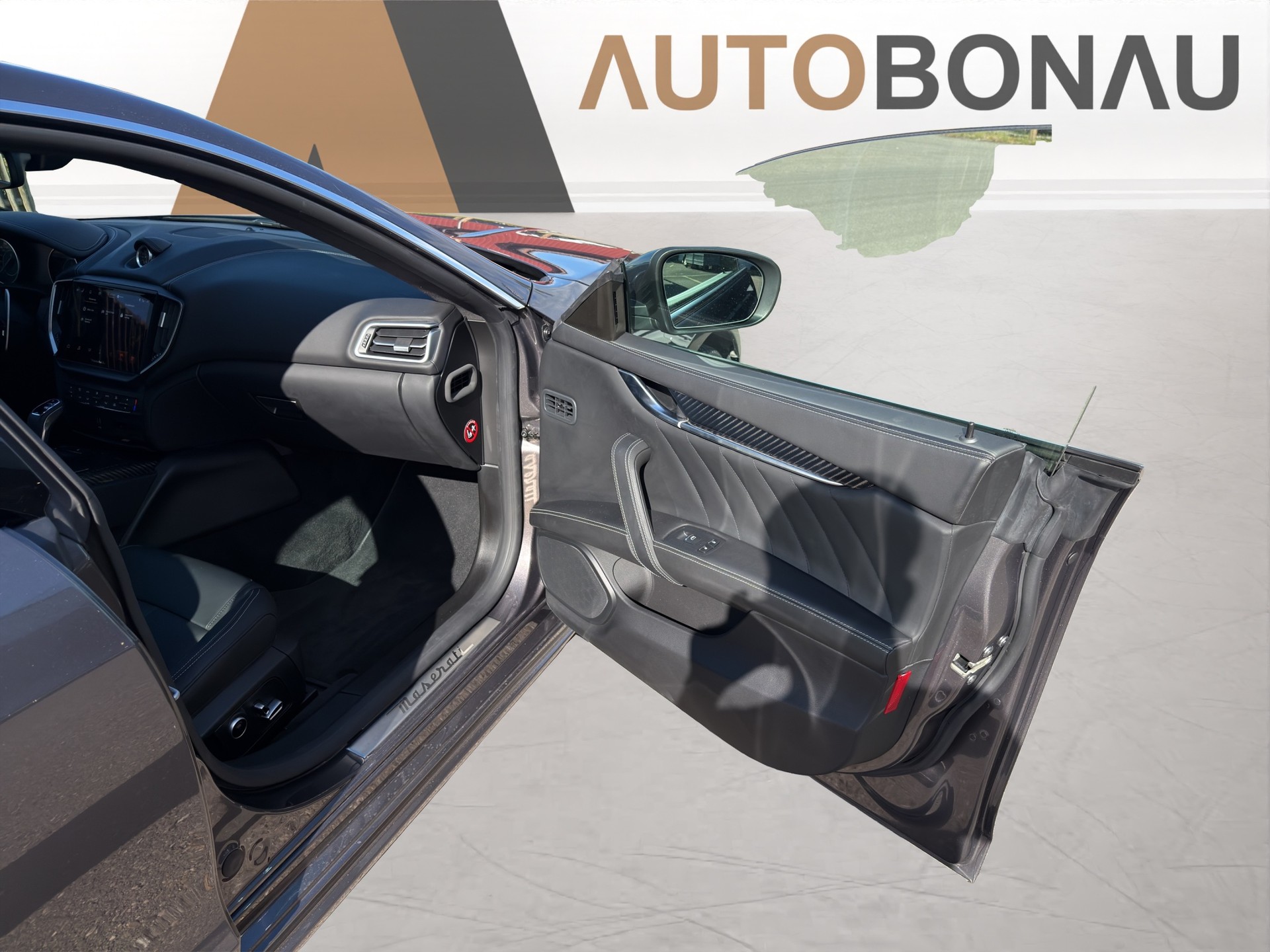 MASERATI Ghibli 3.0 V6 S GranSport Premium Sky Q4-image-13