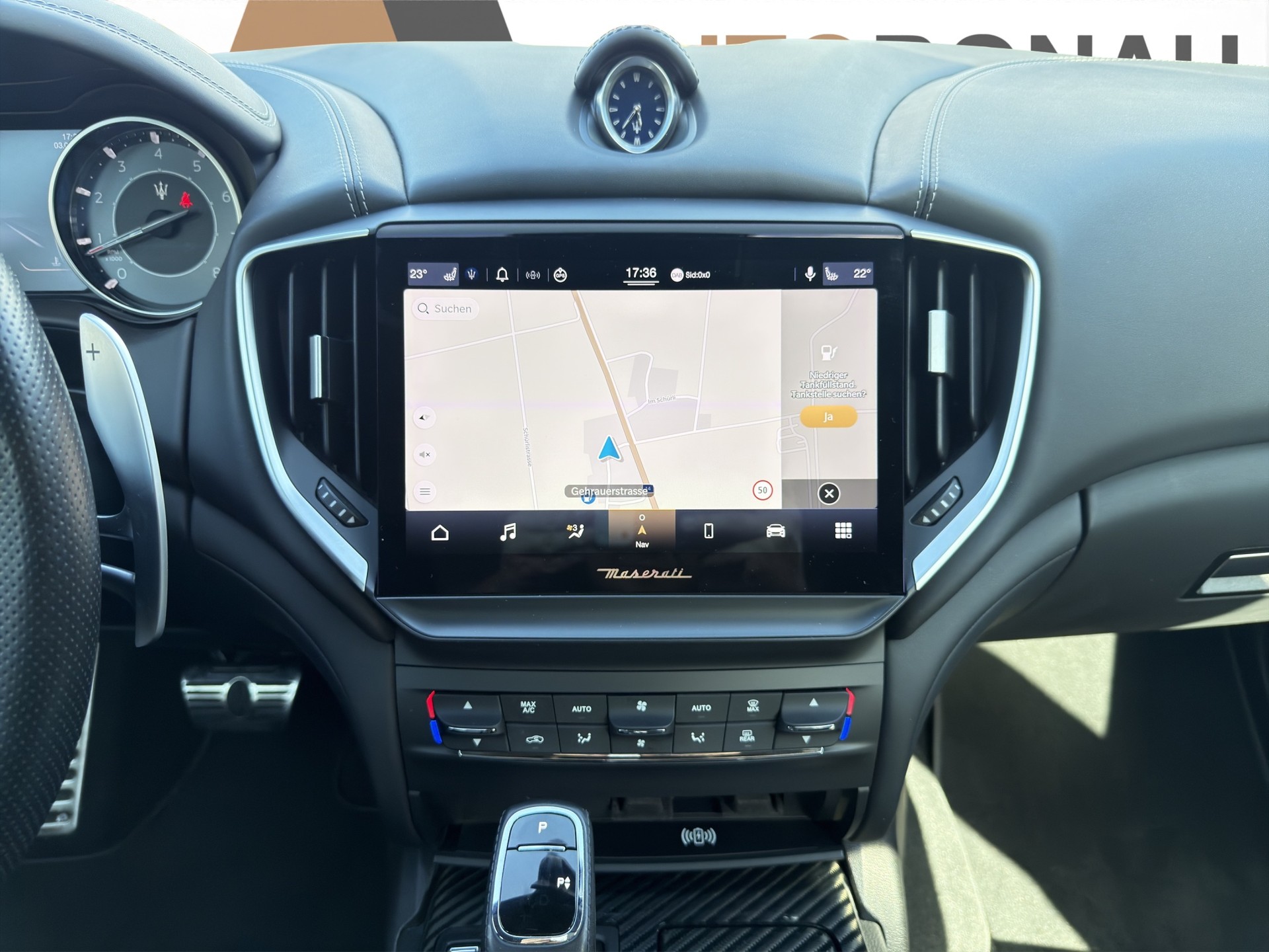 MASERATI Ghibli 3.0 V6 S GranSport Premium Sky Q4-image-21