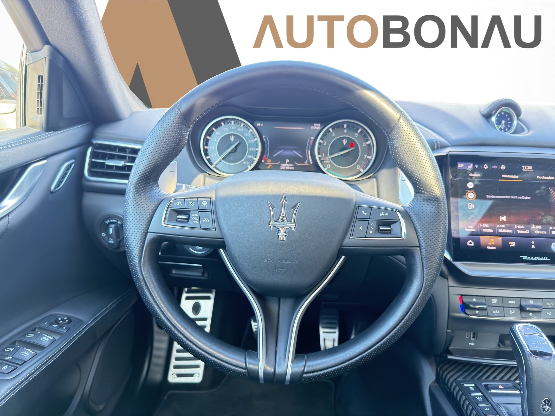 MASERATI Ghibli 3.0 V6 S GranSport Premium Sky Q4-image-17