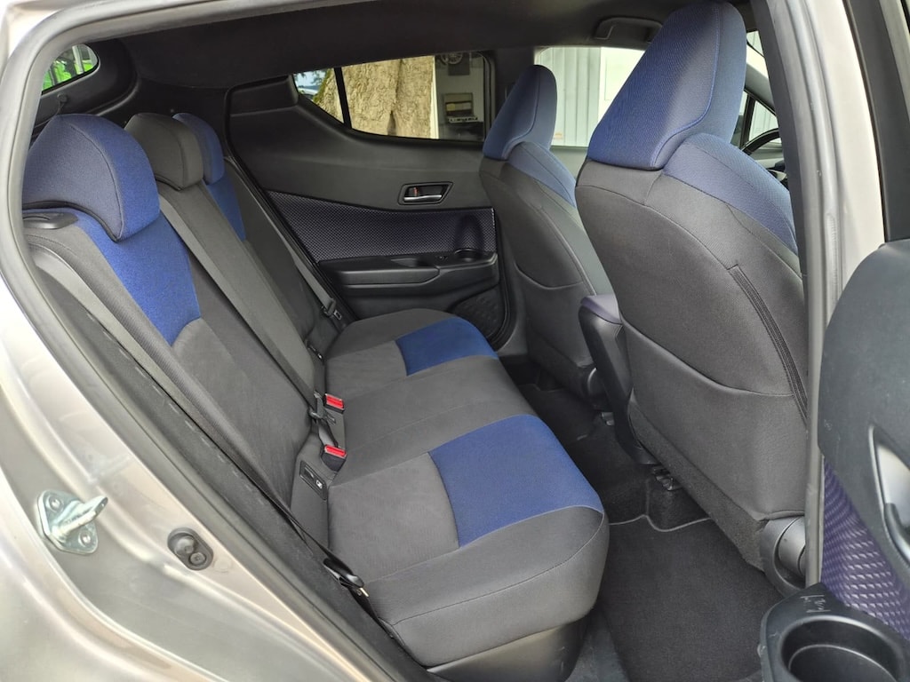 TOYOTA C-HR 1.8 HSD Style CVT-image-8