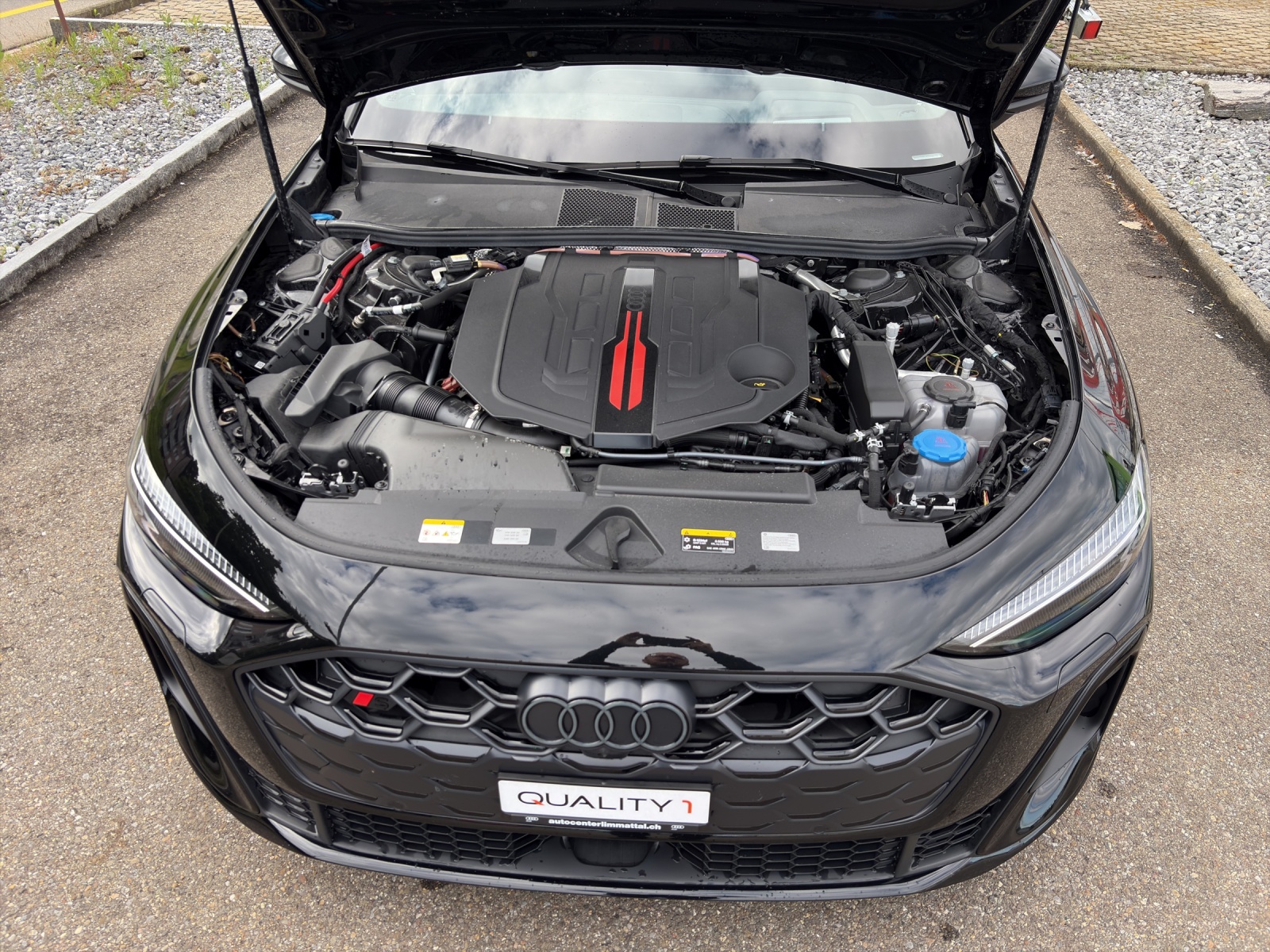 AUDI S5 3.0 V6 TFSI quattro S-Tronic-image-18