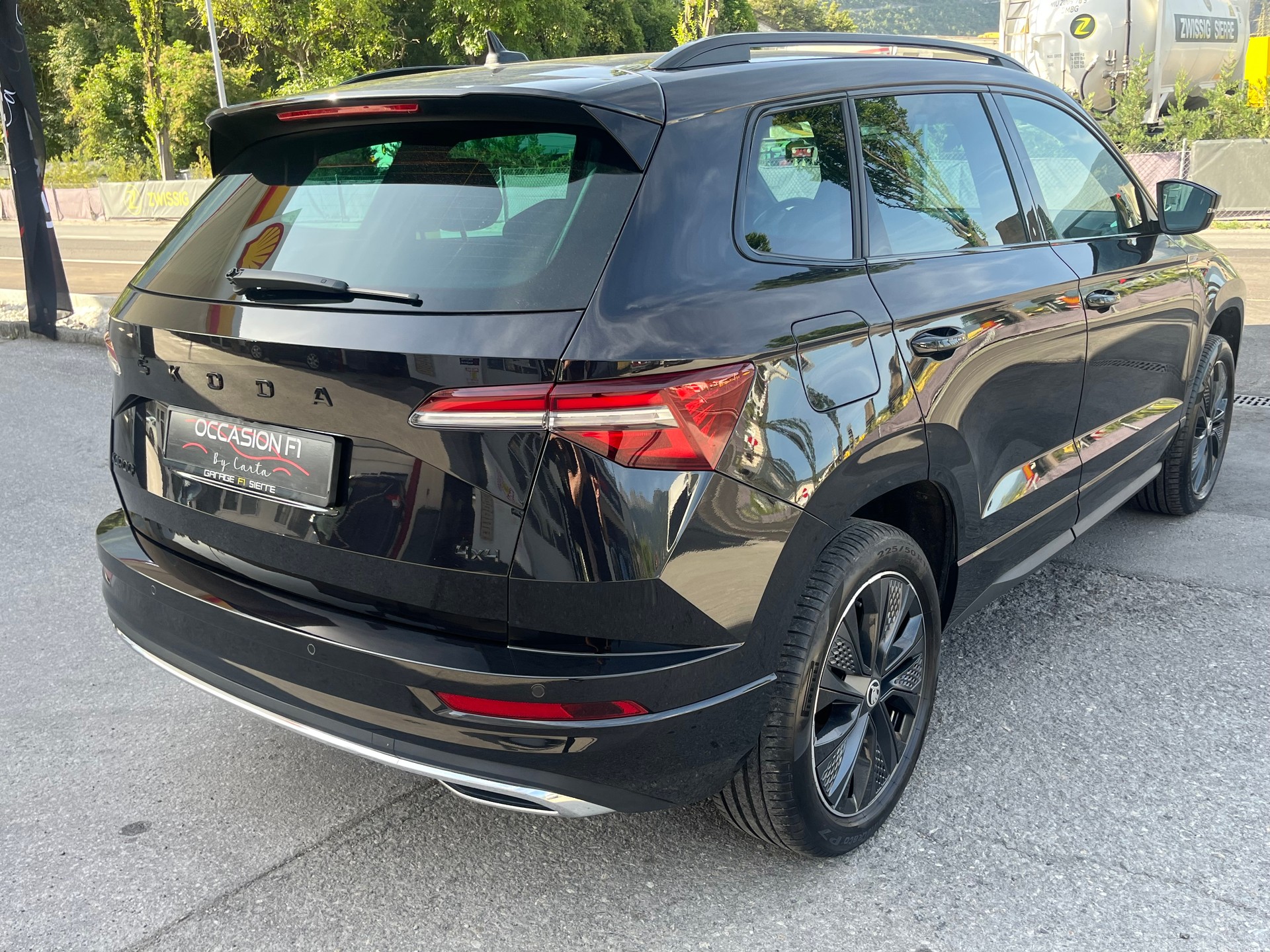 SKODA Karoq 2.0 TSI SportLine 4x4 DSG-image-4