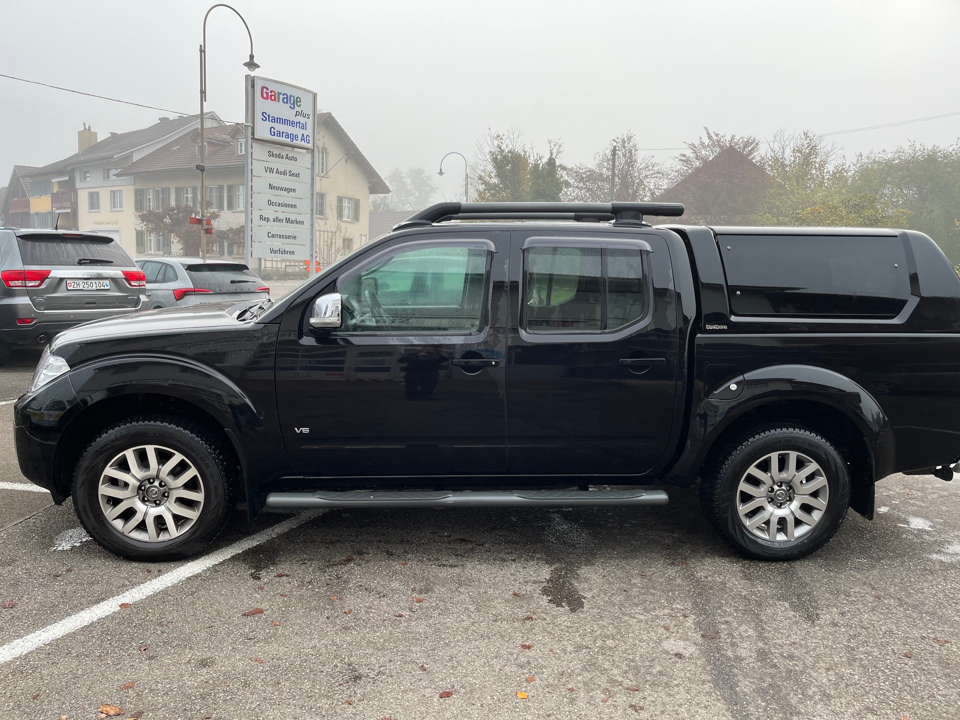 NISSAN Navara V6 Double Cab LE 3.0 dCi 4WD Automat-image-1
