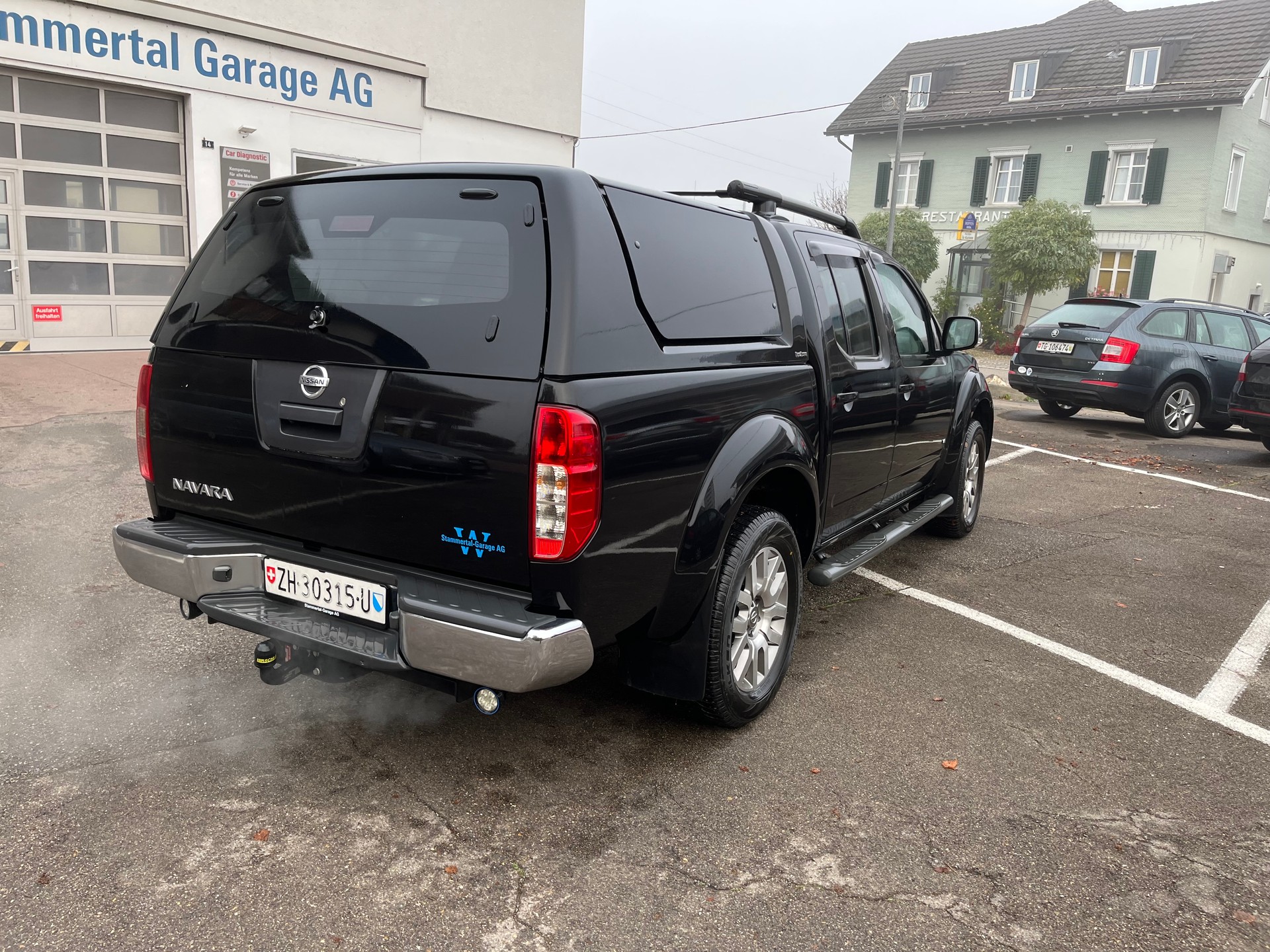 NISSAN Navara V6 Double Cab LE 3.0 dCi 4WD Automat-image-3