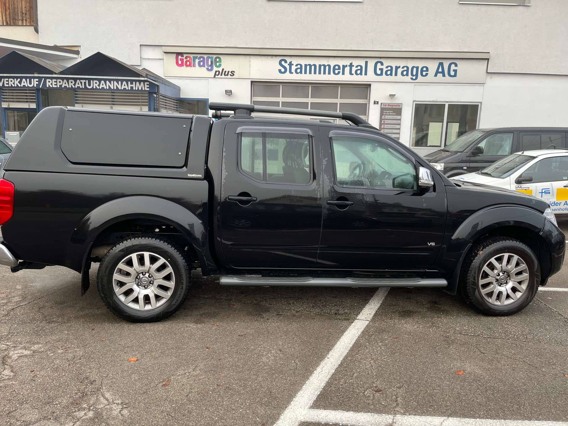 NISSAN Navara V6 Double Cab LE 3.0 dCi 4WD Automat-image-4