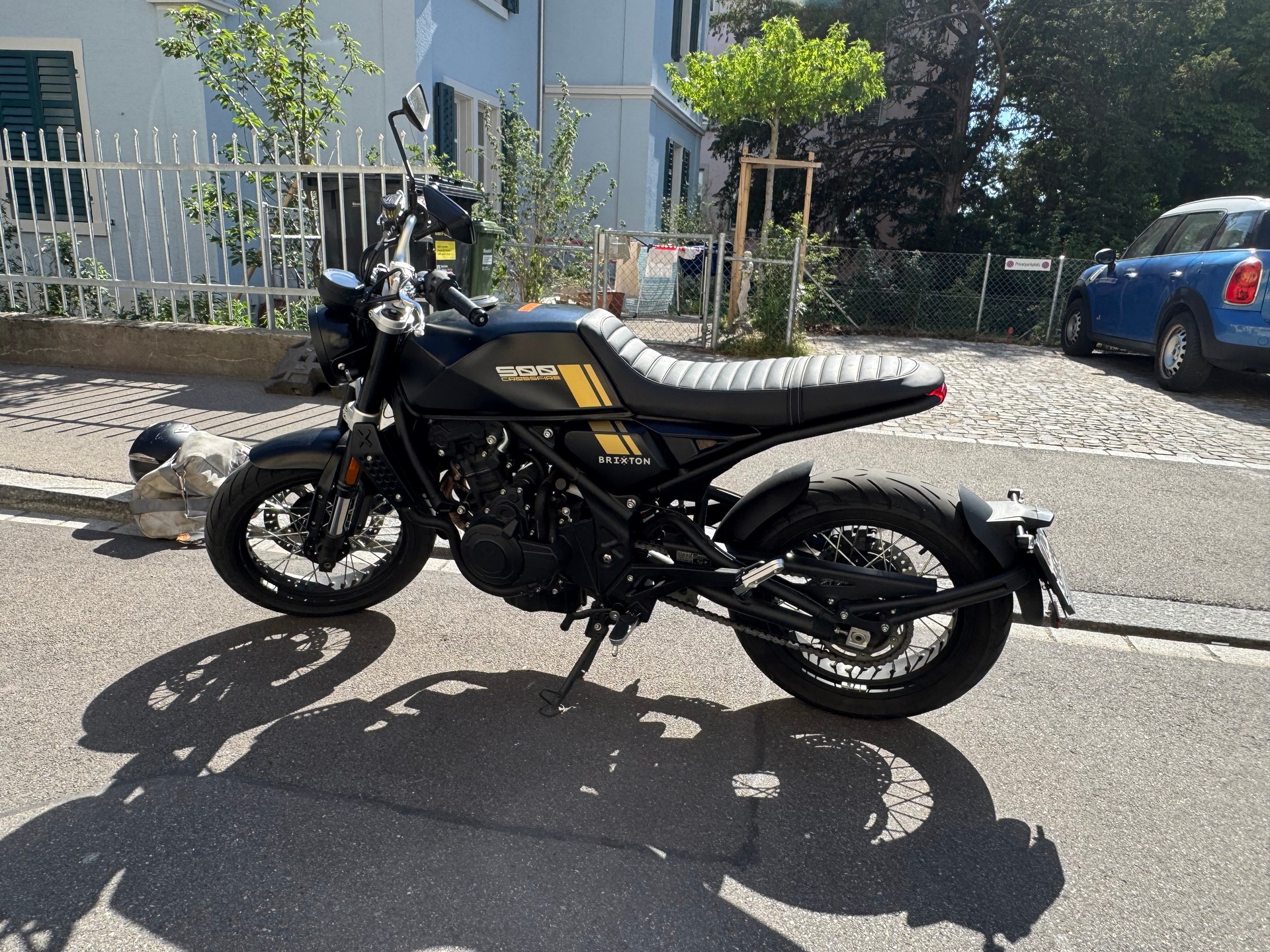 BRIXTON Crossfire 500 X-image-1