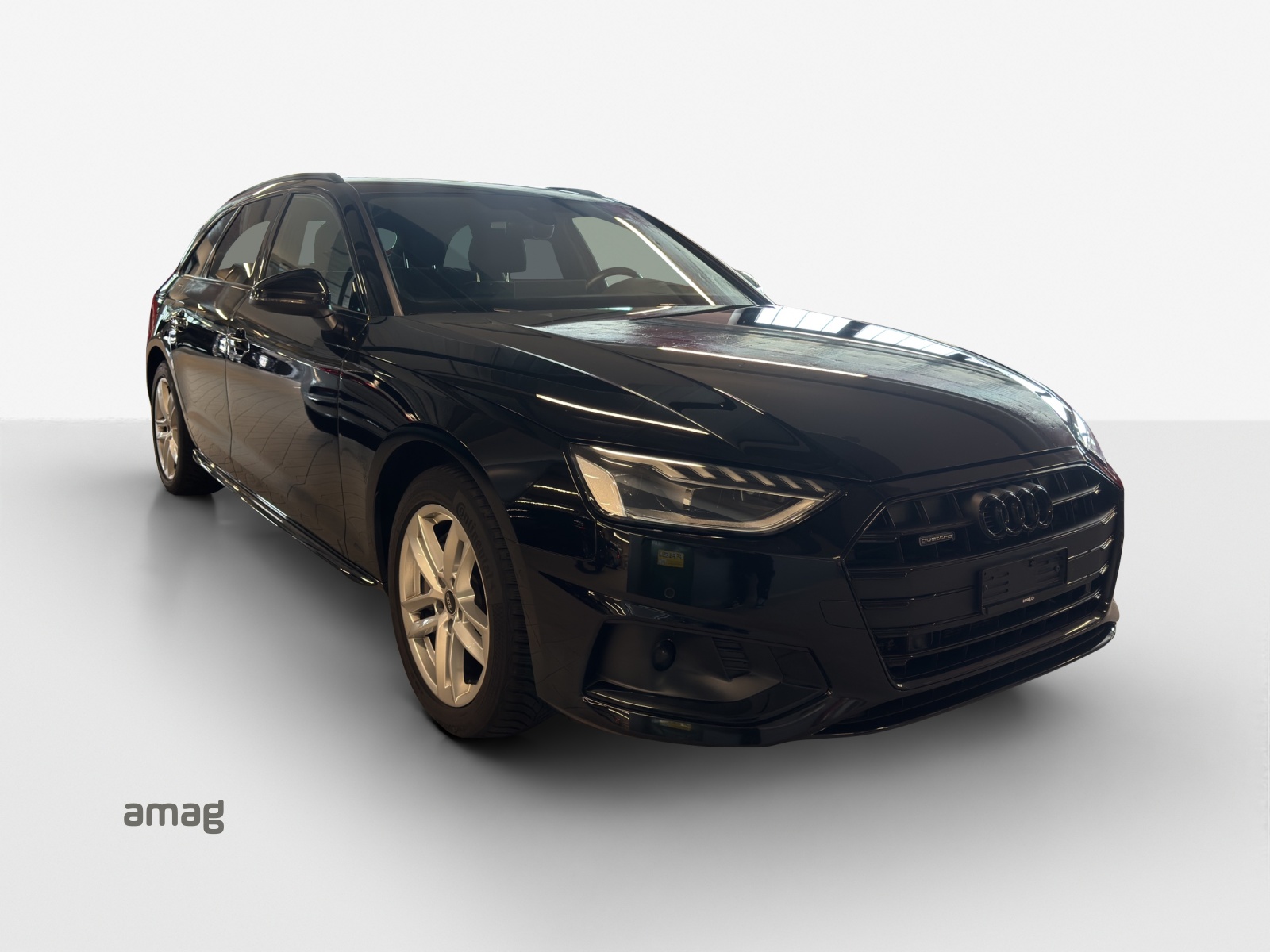 AUDI A4 Avant 40 TDI S line quattro S-tronic-image-5