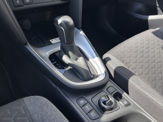 TOYOTA Yaris Cr. 1.5 Trend AWD A-image-12