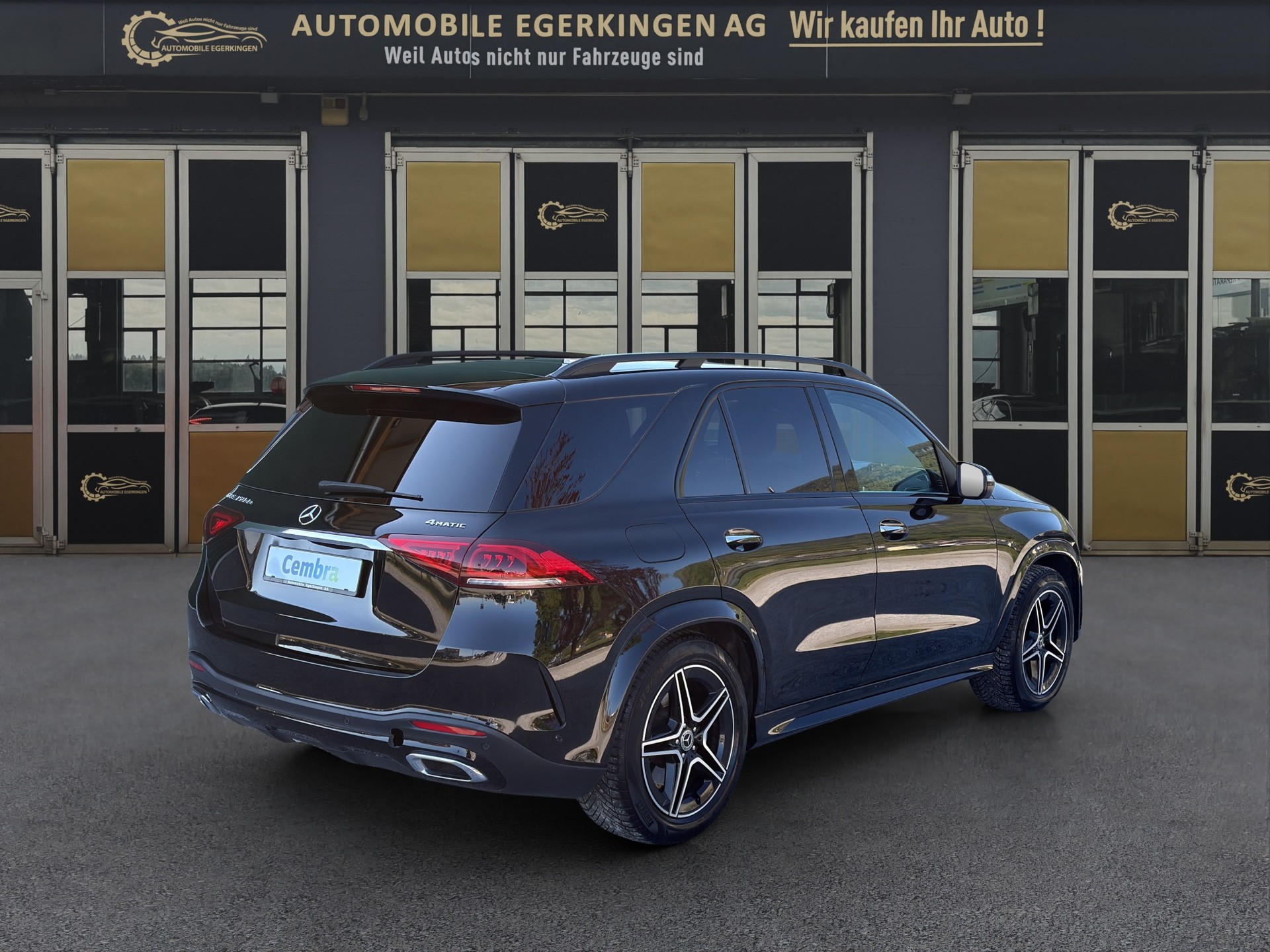 MERCEDES-BENZ GLE 350 de AMG Line 4matic-image-4