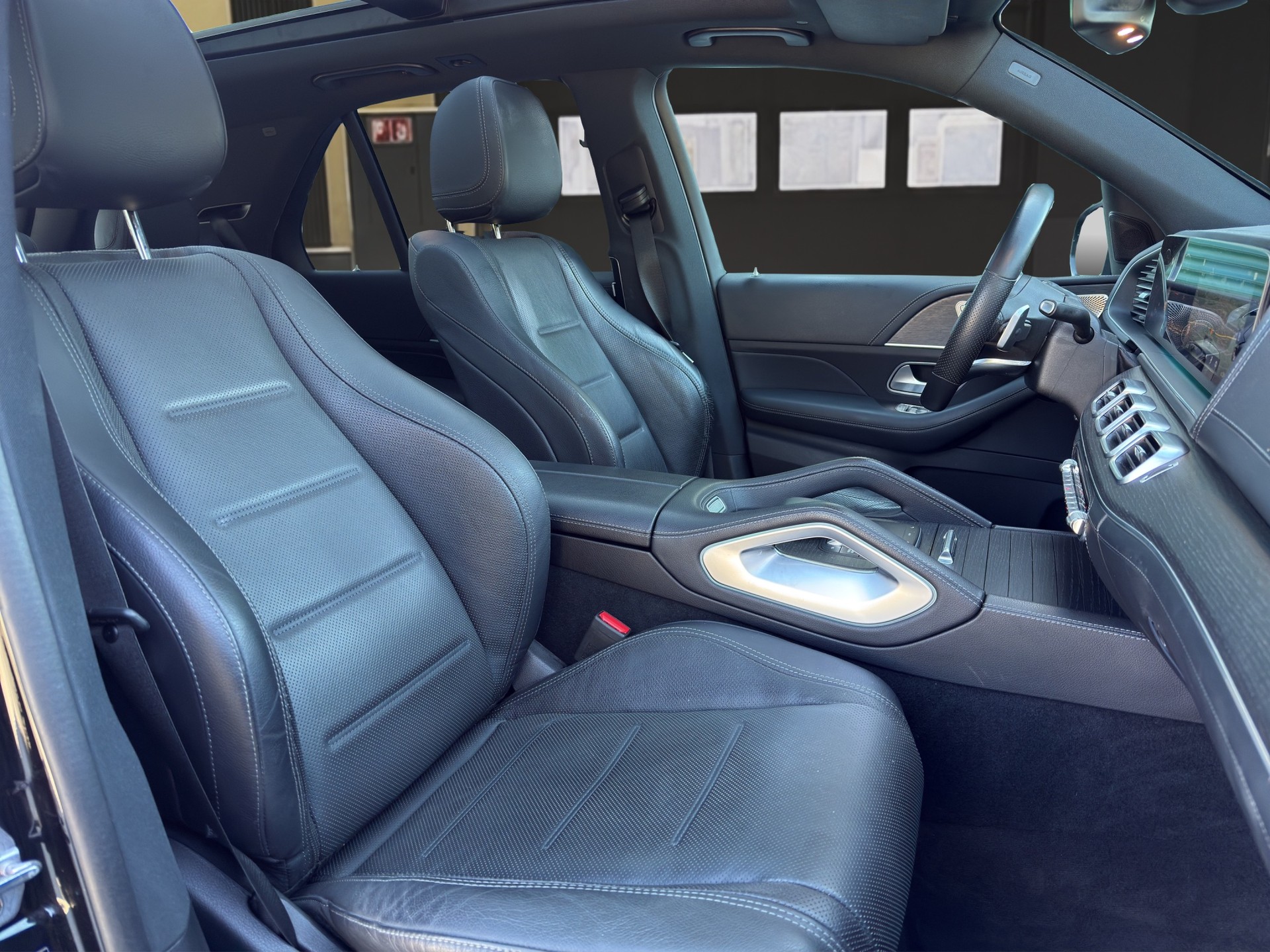 MERCEDES-BENZ GLE 350 de AMG Line 4matic-image-10