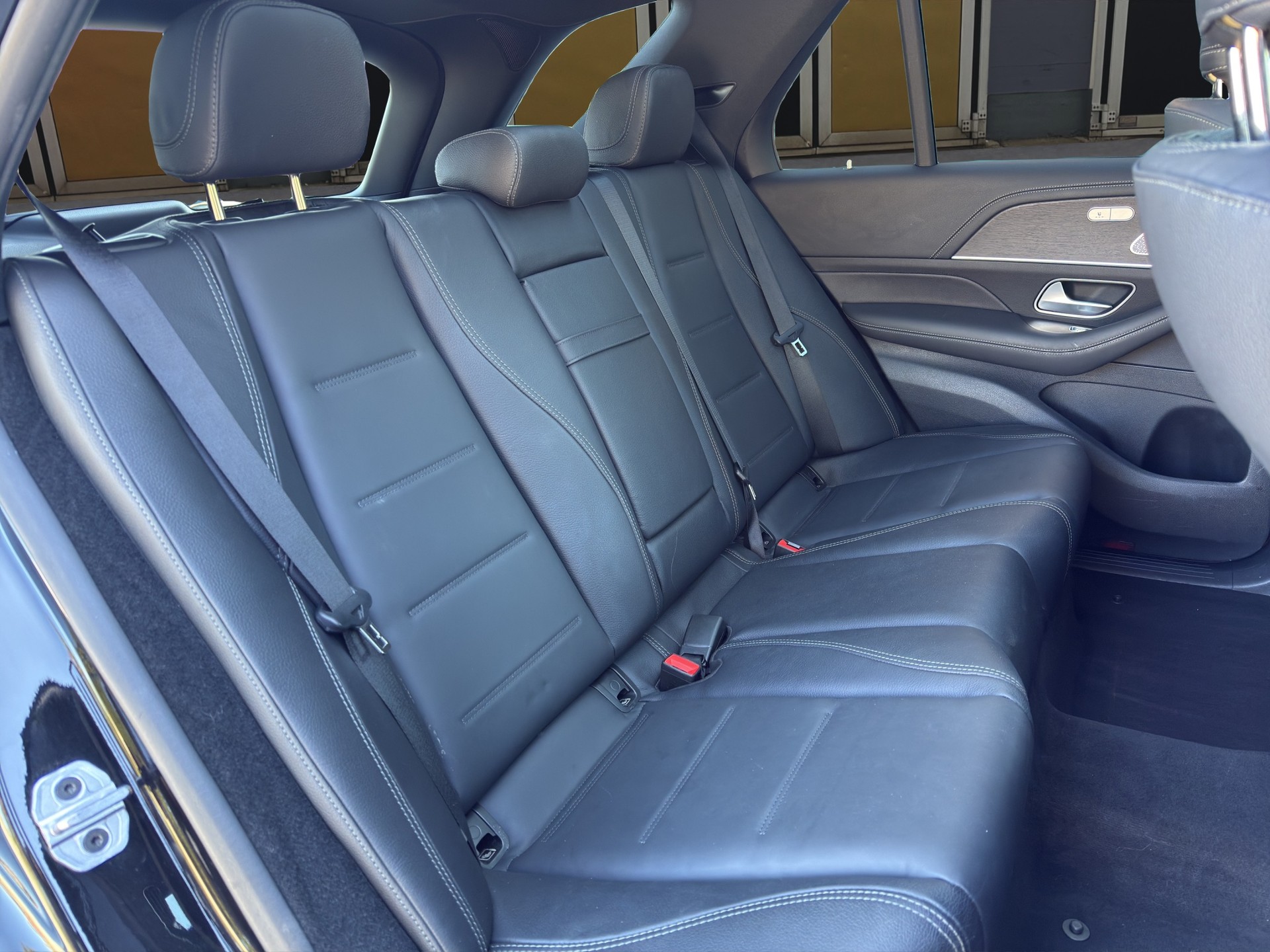 MERCEDES-BENZ GLE 350 de AMG Line 4matic-image-13