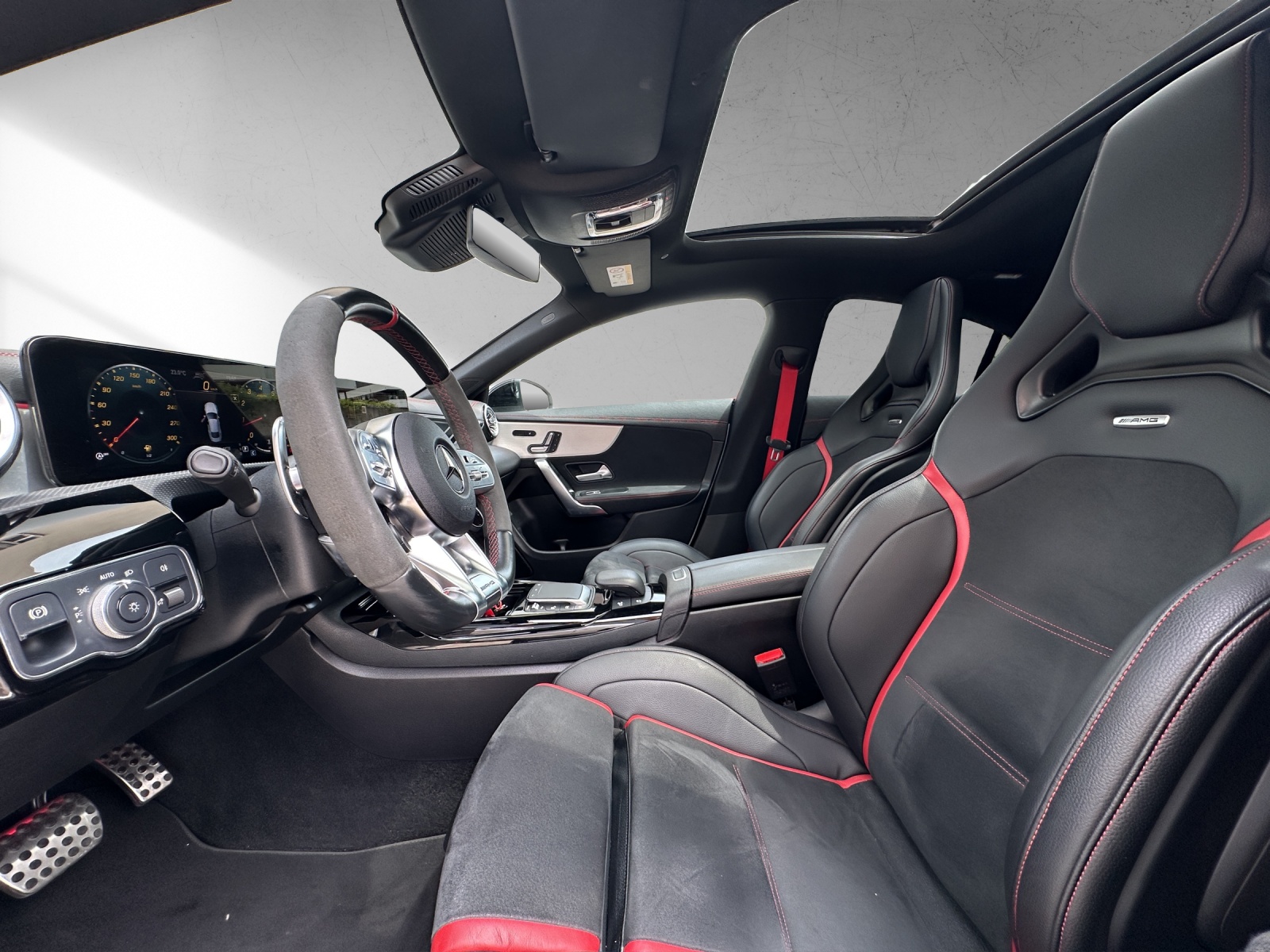 MERCEDES-BENZ CLA 45 S AMG 4Matic+ 8G-DCT-image-10