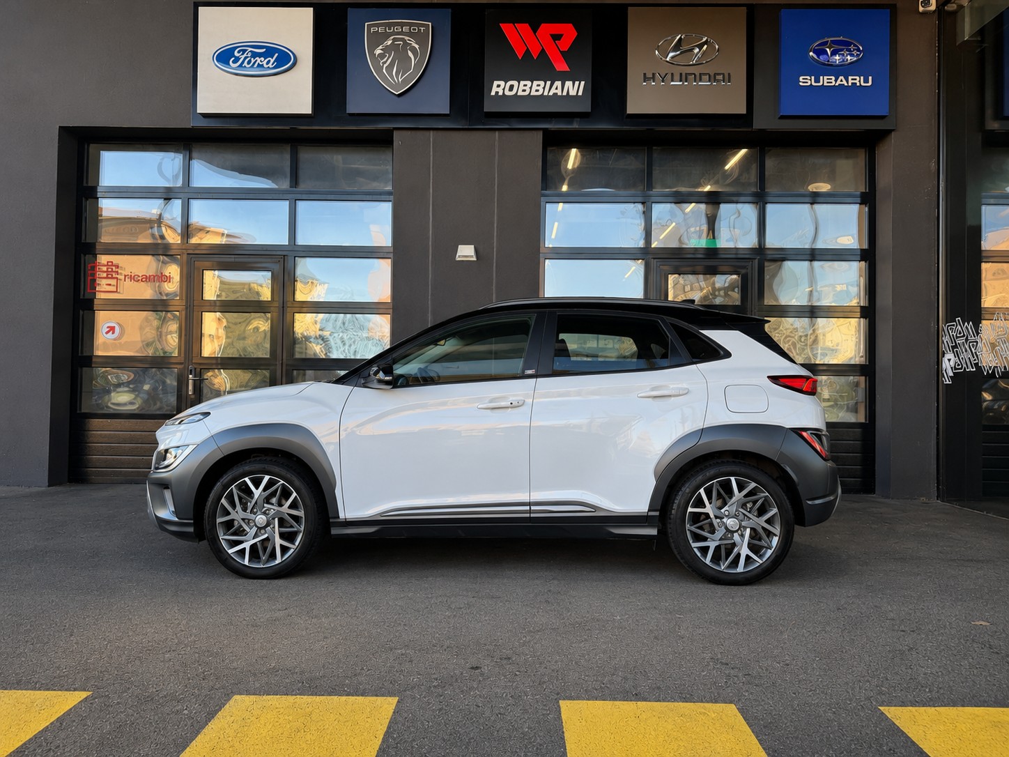 HYUNDAI Kona 1.6 GDi HEV Vertex DCT-showroom-element-1
