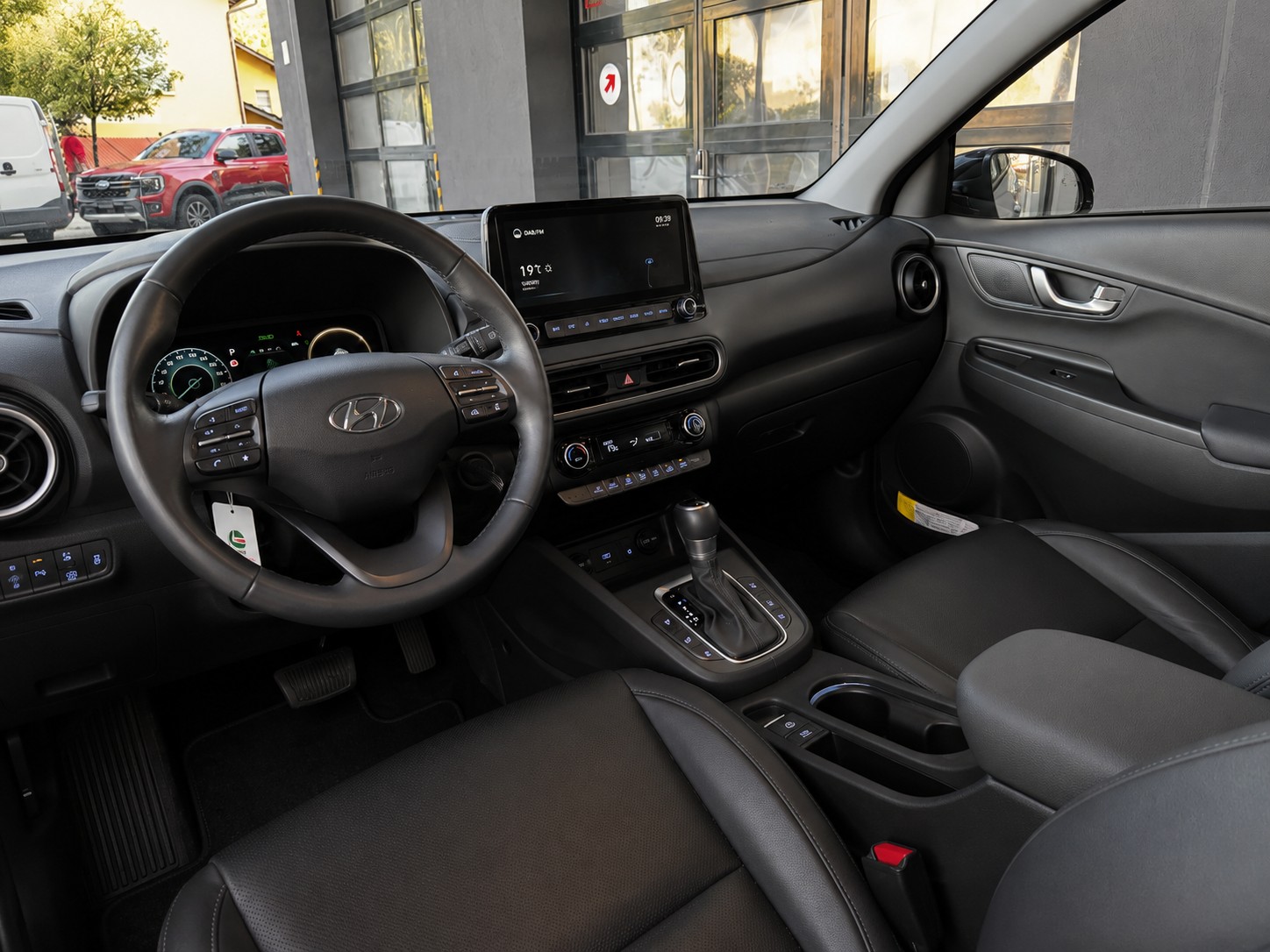 HYUNDAI Kona 1.6 GDi HEV Vertex DCT-image-9