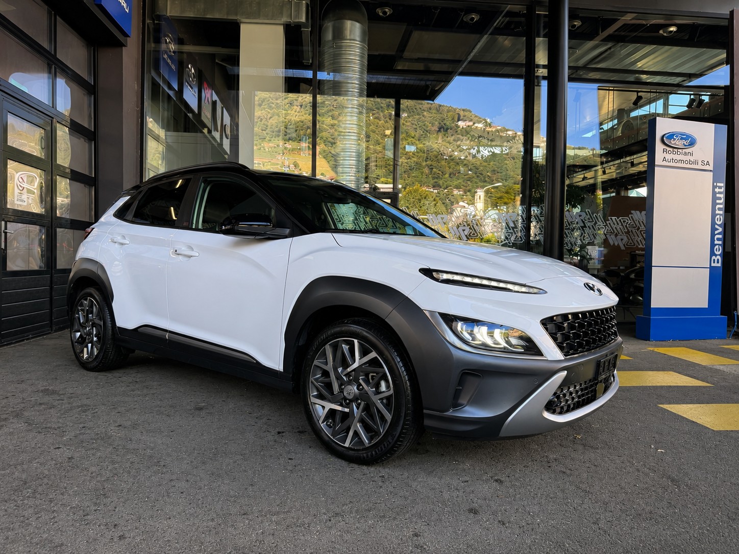 HYUNDAI Kona 1.6 GDi HEV Vertex DCT-showroom-element-3
