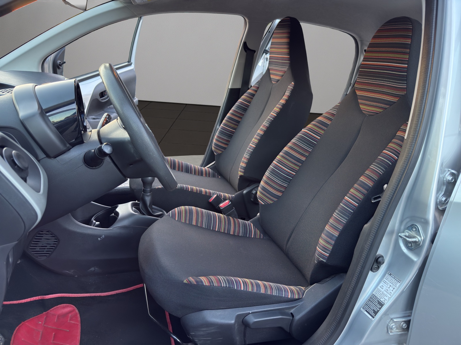 CITROEN C1 1.0 e-VTi Stop&Start Shine Airscape-image-8