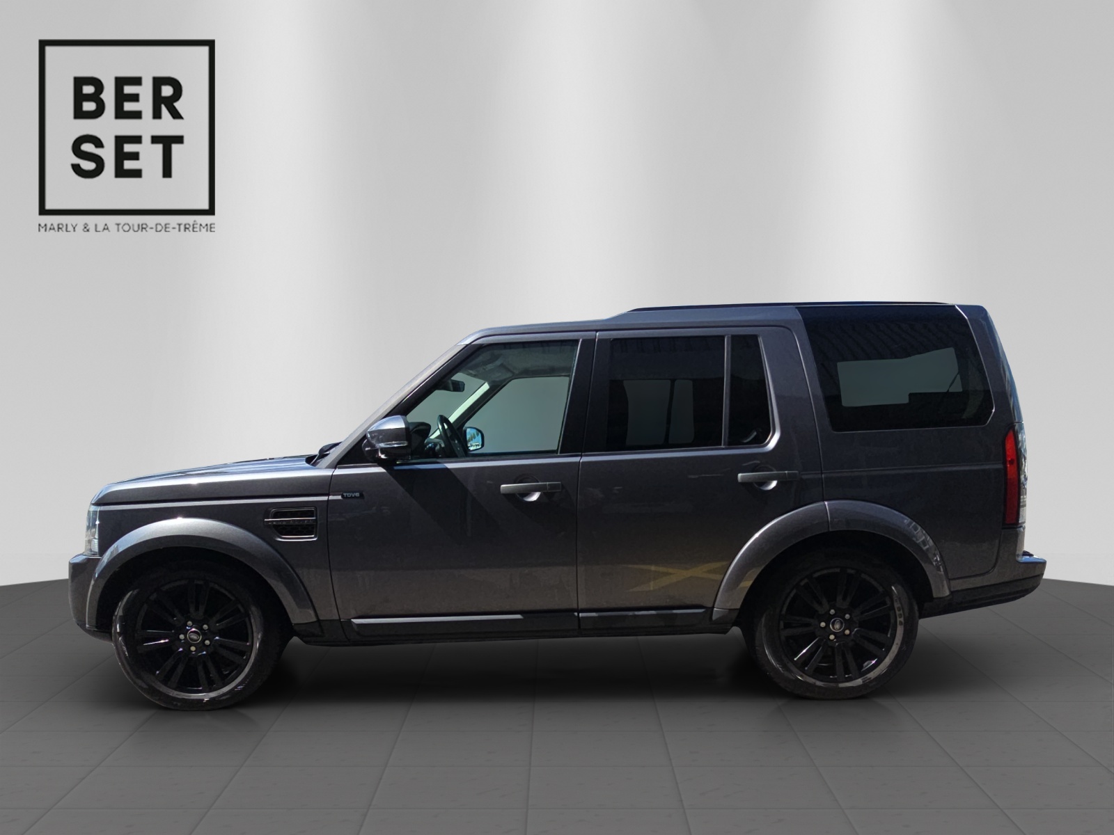 LAND ROVER Discovery 3.0 TDV6 210 Graphite-showroom-element-1