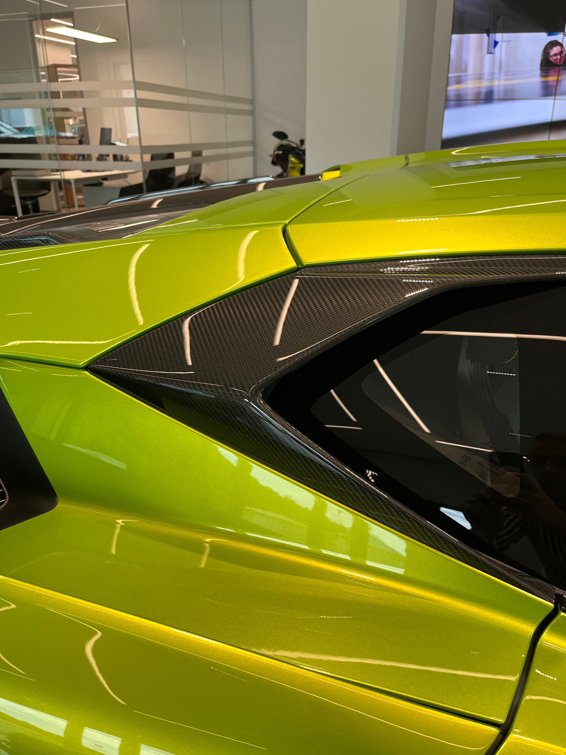LAMBORGHINI Temerario Coupè MY26 Allegerita Package Carbon Fiber Shiny Lamborghini Lugano-image-10