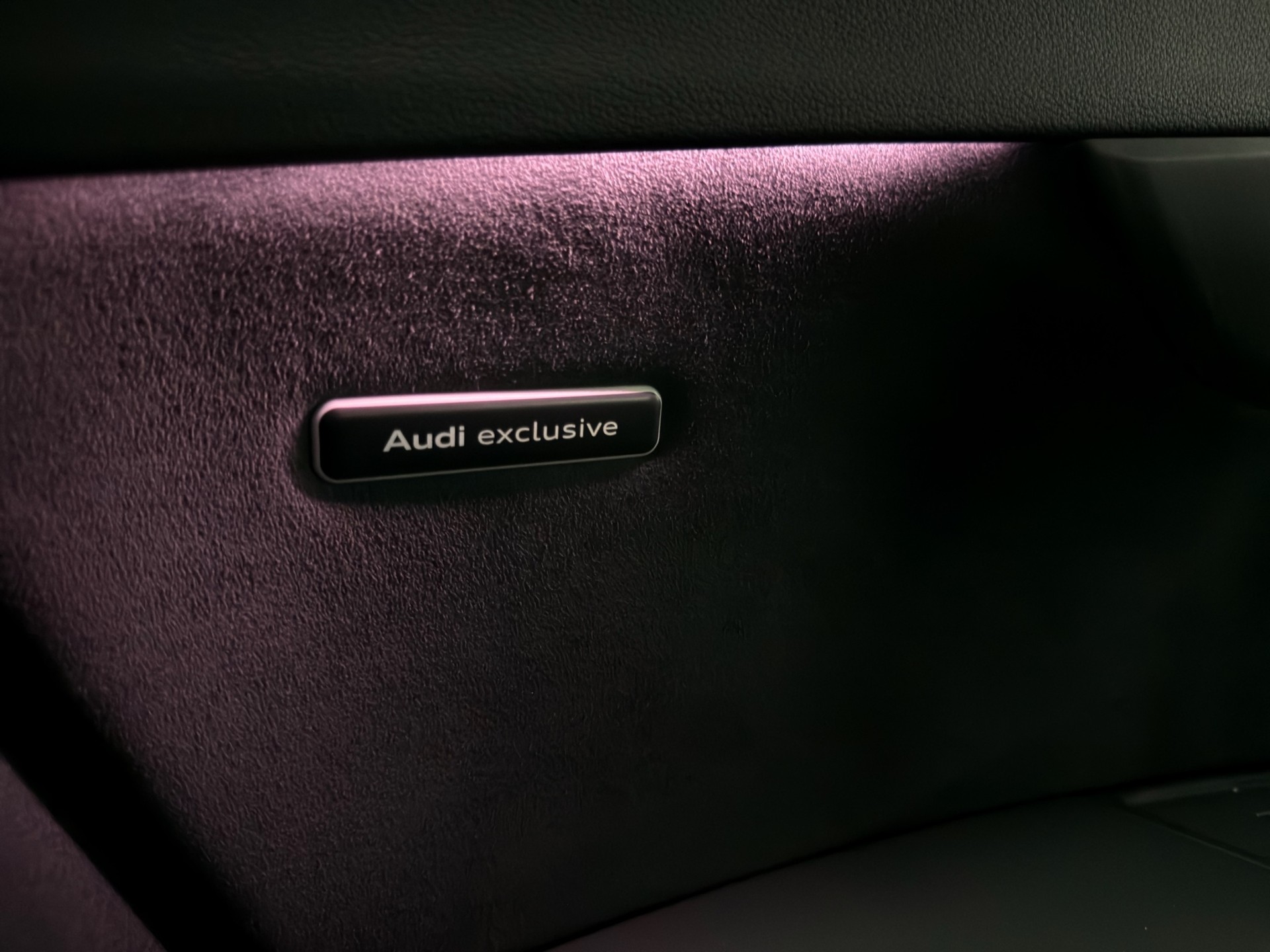 AUDI RS4 Avant quattro tiptronic-image-24