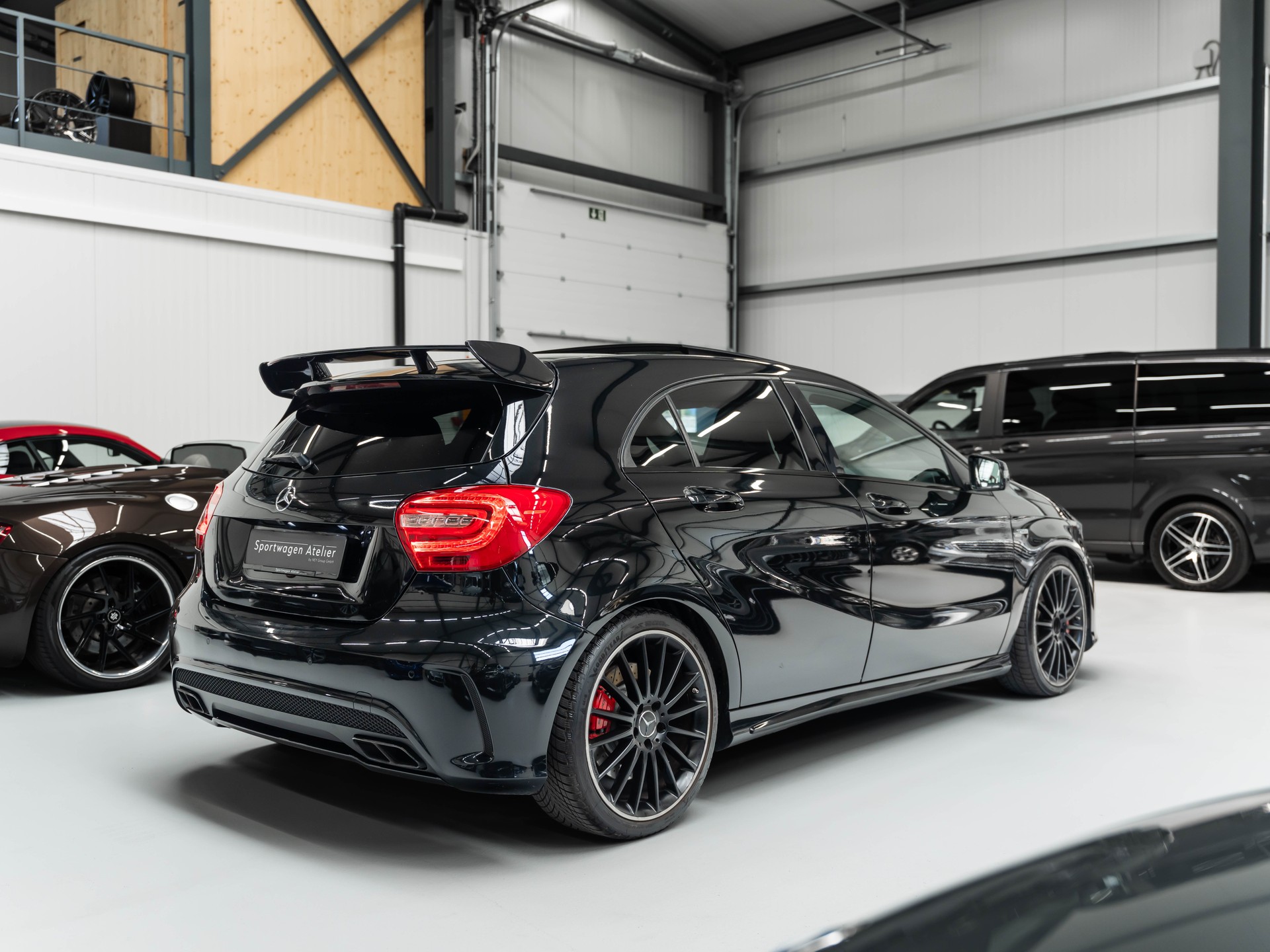 MERCEDES-BENZ A 45 AMG 4Matic Speedshift 7G-DCT-image-3