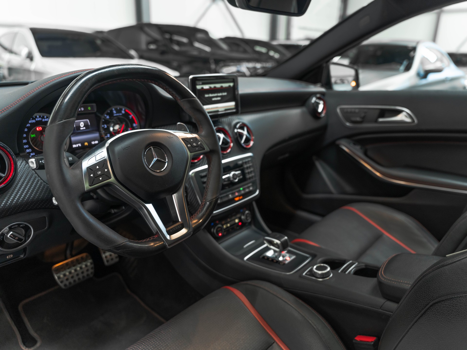 MERCEDES-BENZ A 45 AMG 4Matic Speedshift 7G-DCT-image-7