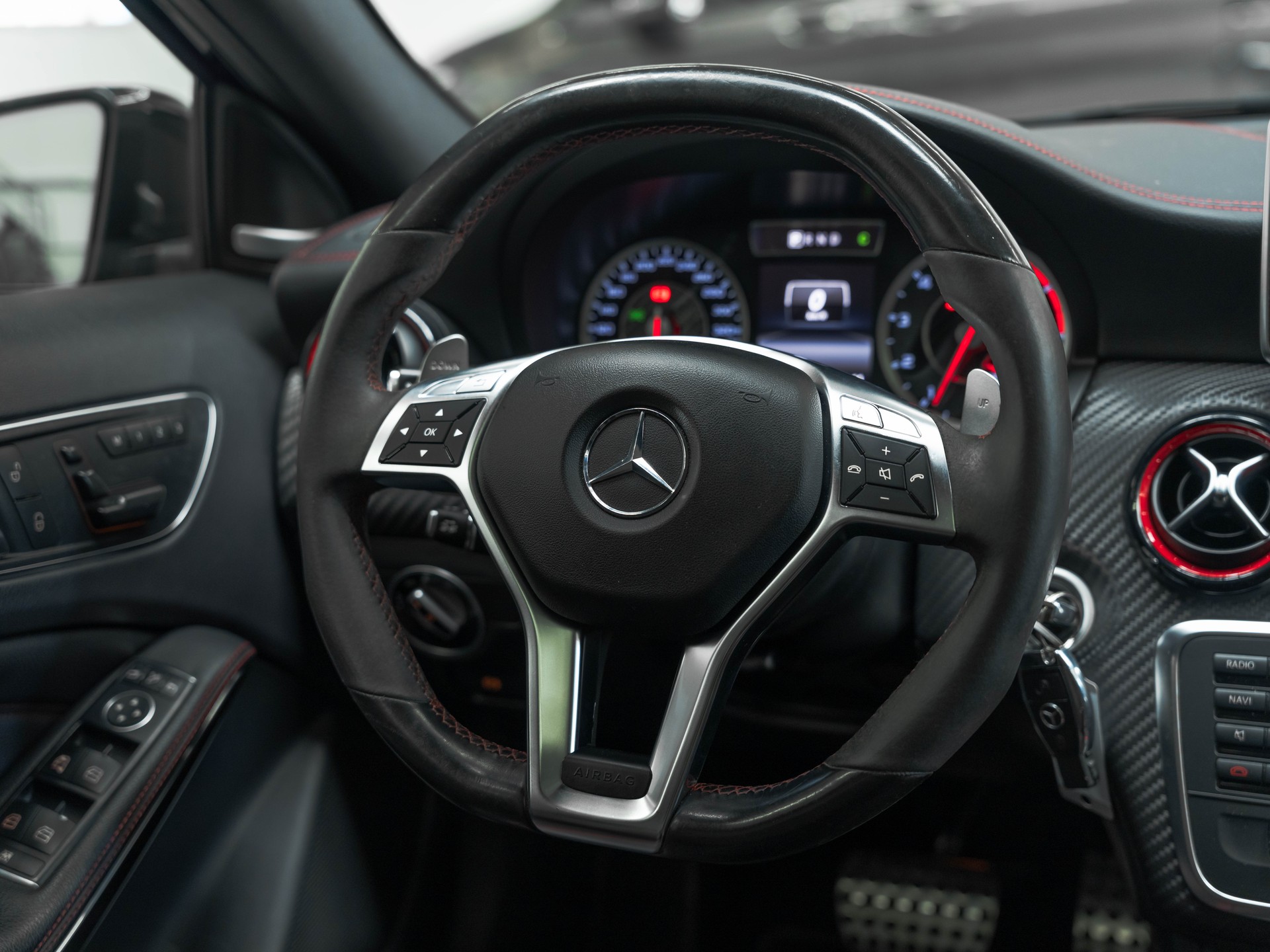 MERCEDES-BENZ A 45 AMG 4Matic Speedshift 7G-DCT-image-22