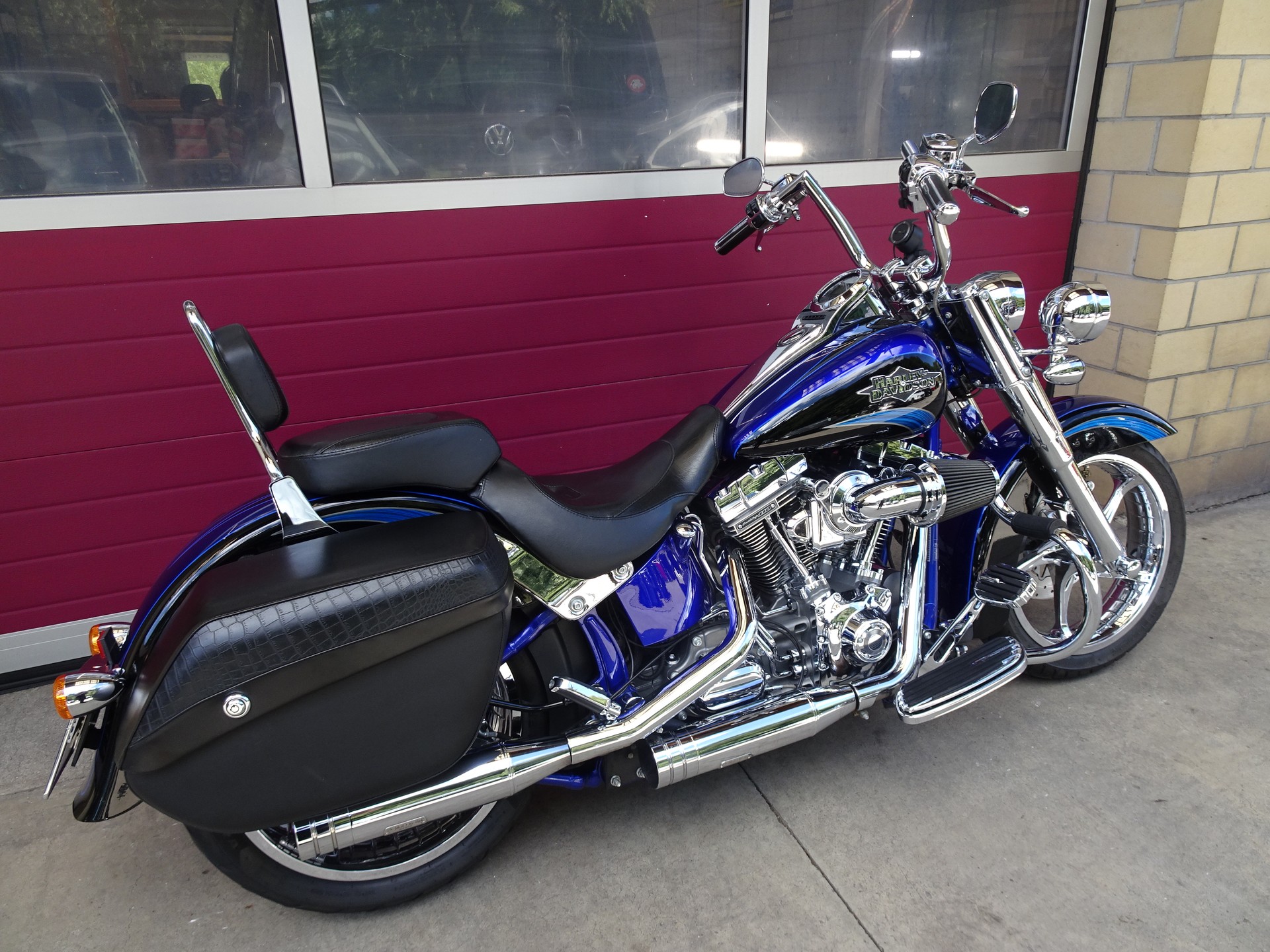 HARLEY-DAVIDSON FLSTSE Softail Convertible ABS CVO-showroom-element-3