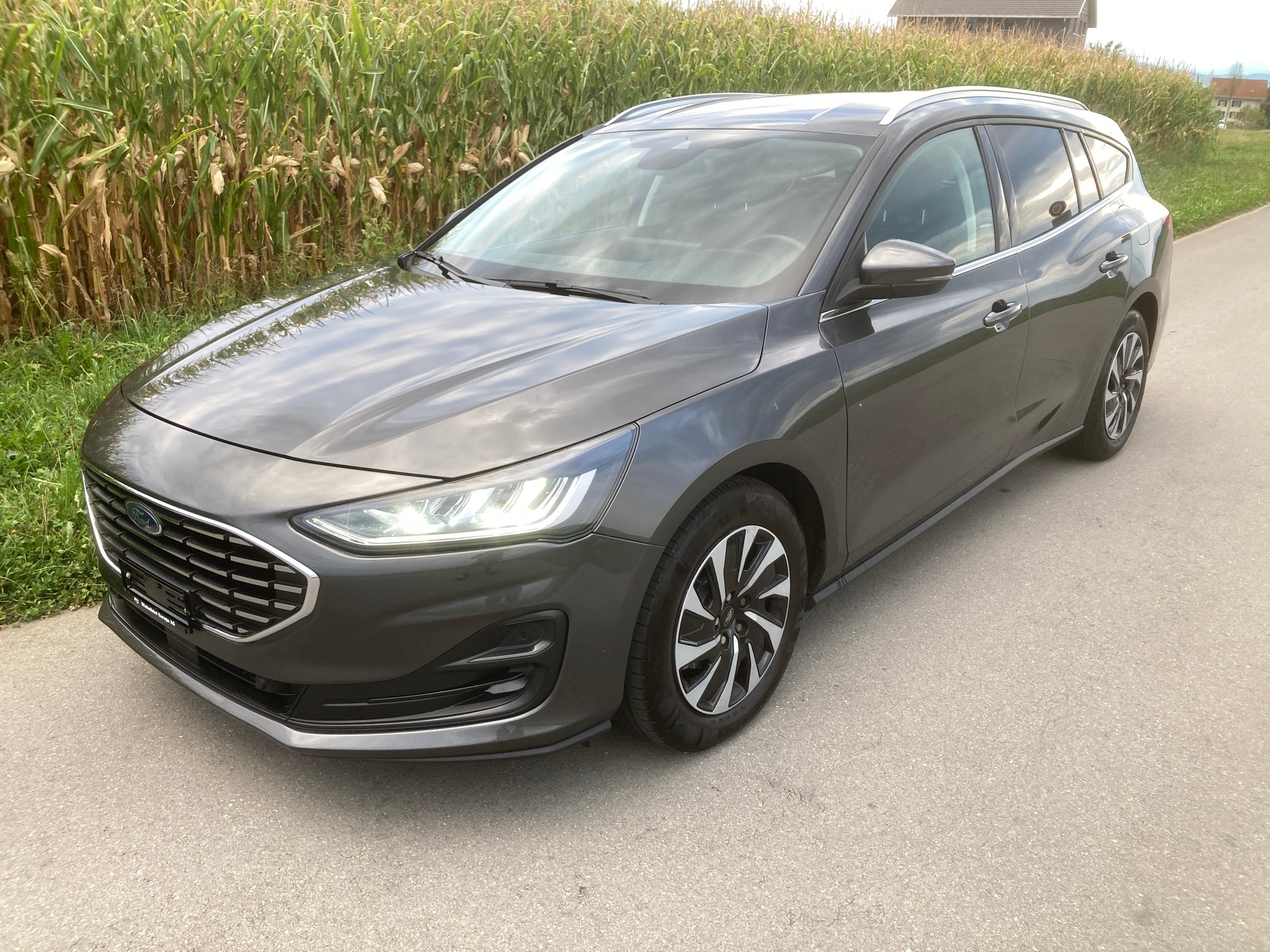 FORD Focus 1.0 MHEV Titanium X Automat