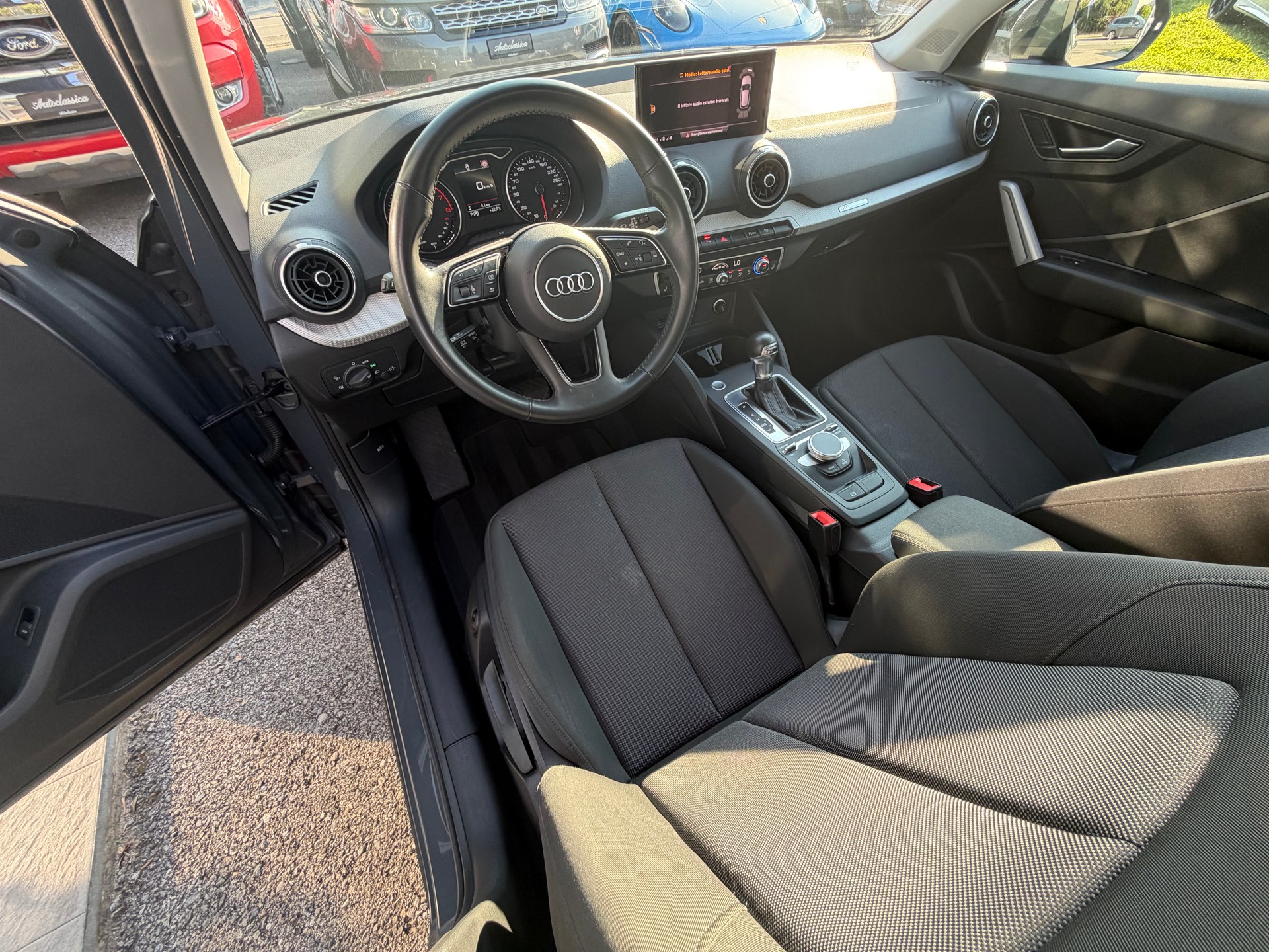 AUDI Q2 35 TFSI Sport S-tronic-image-9