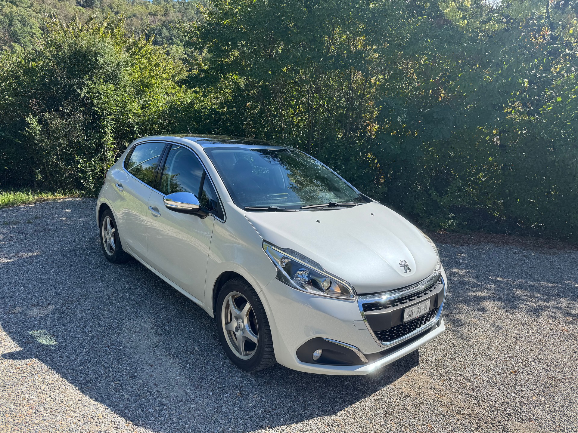 PEUGEOT 208 1.2 PureTech Active EAT6