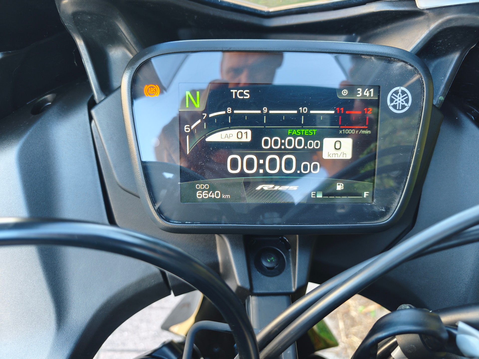YAMAHA YZF-R 125 ABS-image-12