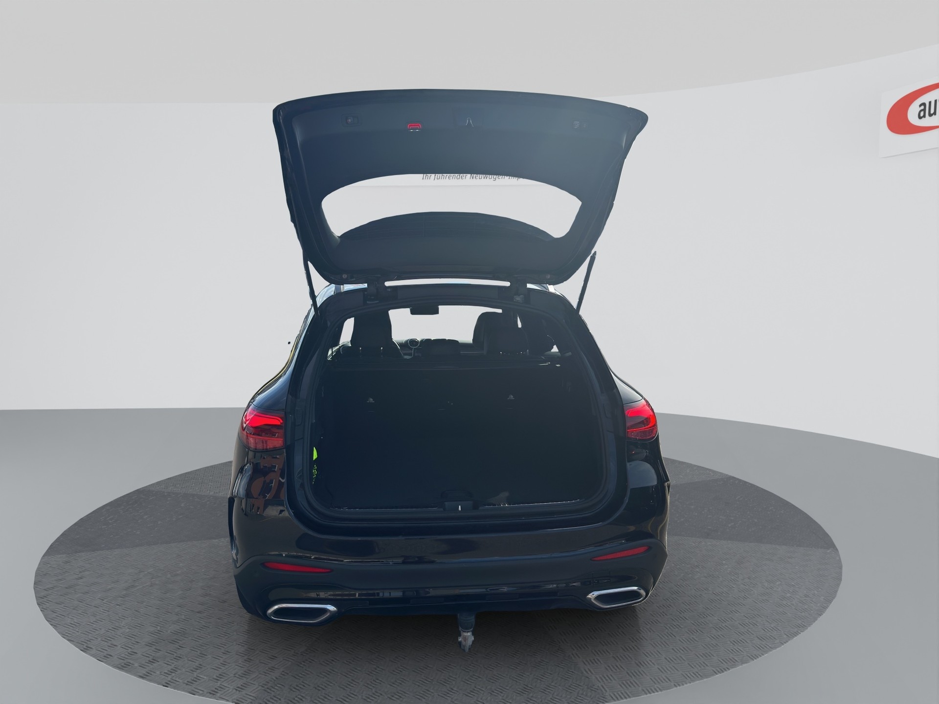 MERCEDES-BENZ GLC 300 d 4Matic 9G-Tronic AMG Line Night-showroom-element-1