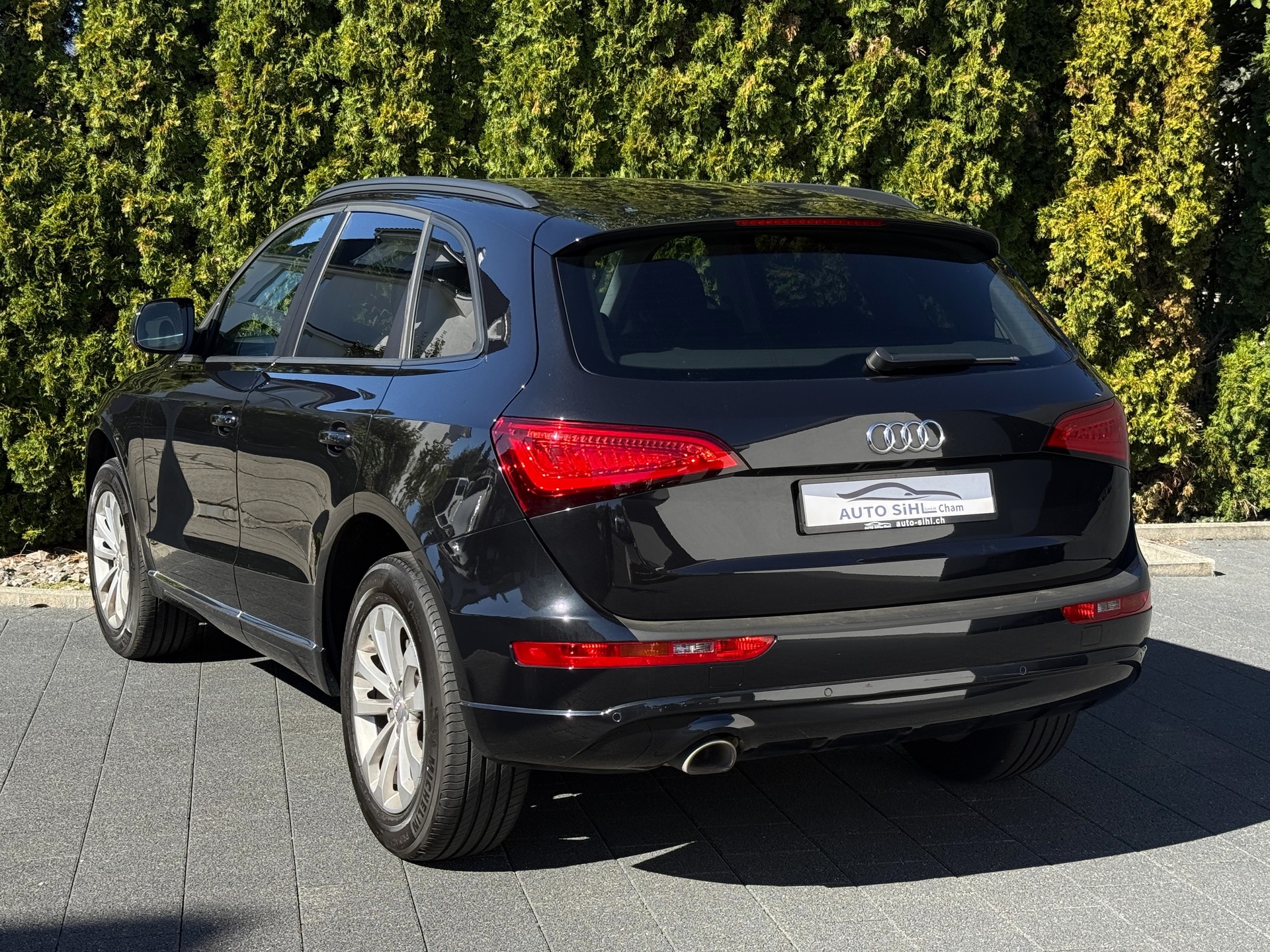AUDI Q5 2.0 TDI quattro S-tronic / Mit Anhängerkupplung-image-12