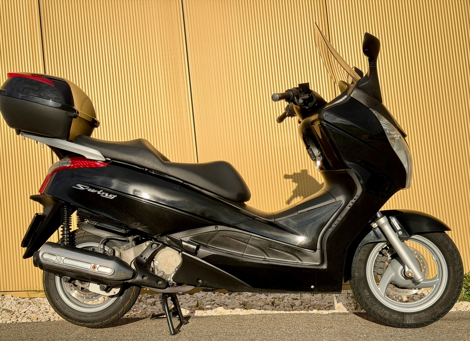 HONDA FES 125 S-Wing ABS-image-3