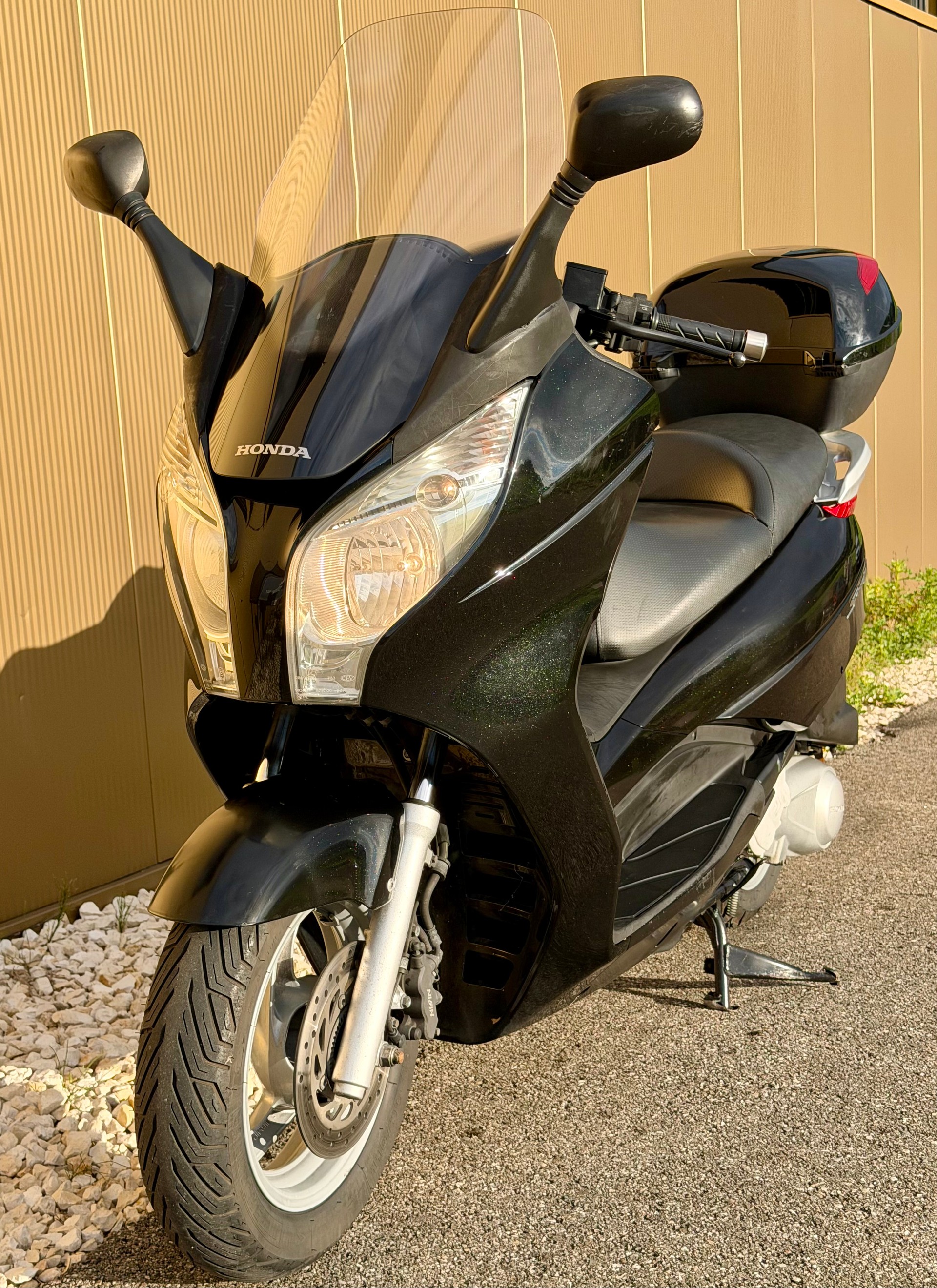 HONDA FES 125 S-Wing ABS-image-7