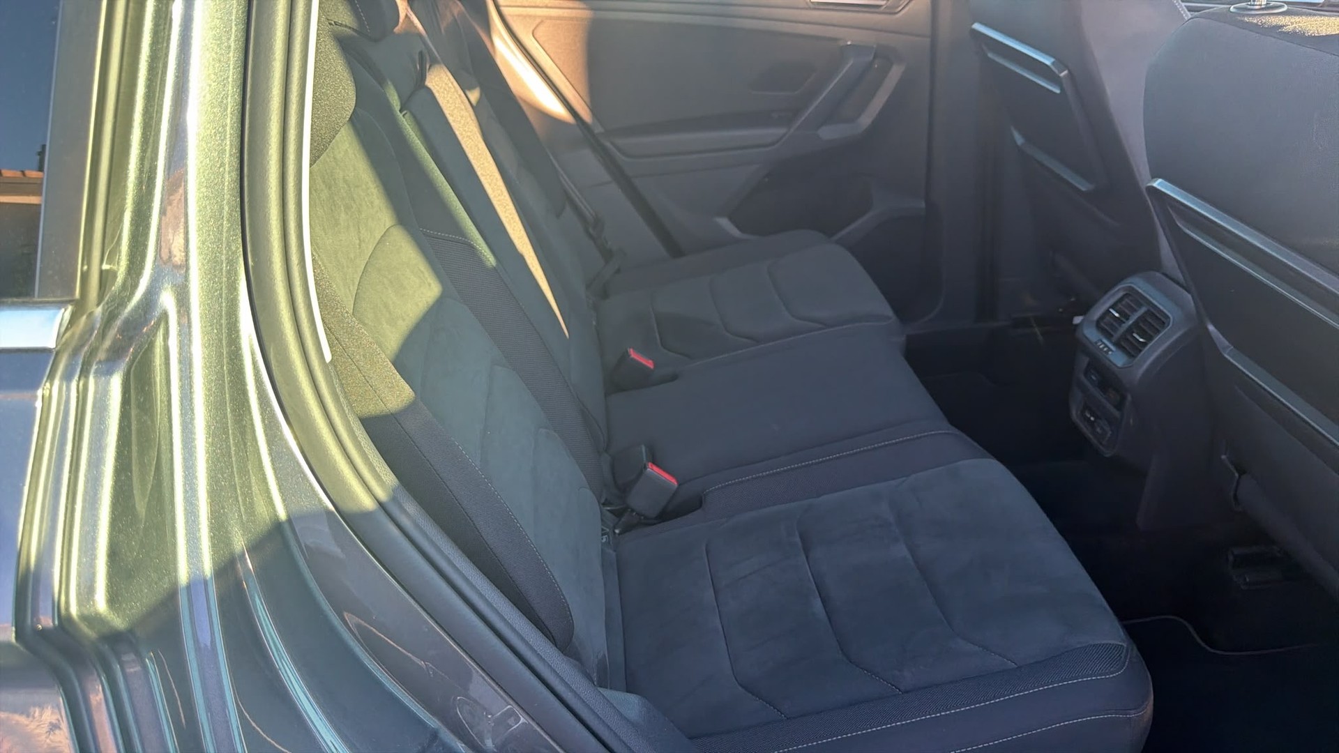 VW Tiguan 2.0TSI Highline 4Motion DSG - Nouvelle Expertise : 25.09.2026 - Crochet l’attelage poids remorquable 2’500 Kg-image-24