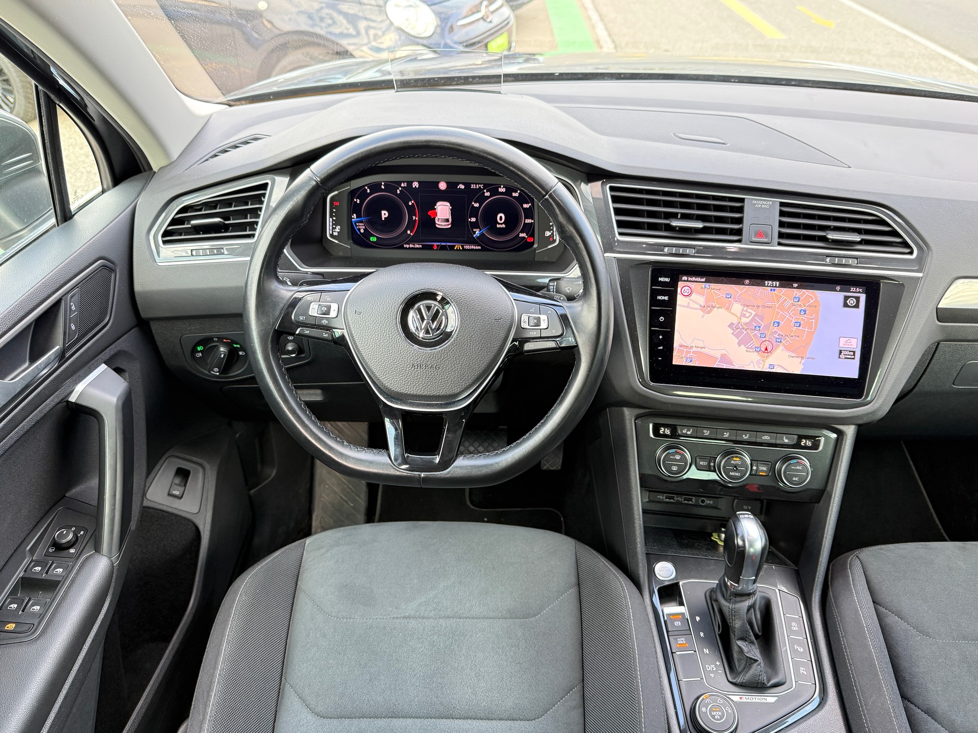 VW Tiguan 2.0TSI Highline 4Motion DSG - Nouvelle Expertise : 25.09.2026 - Crochet l’attelage poids remorquable 2’500 Kg-image-10