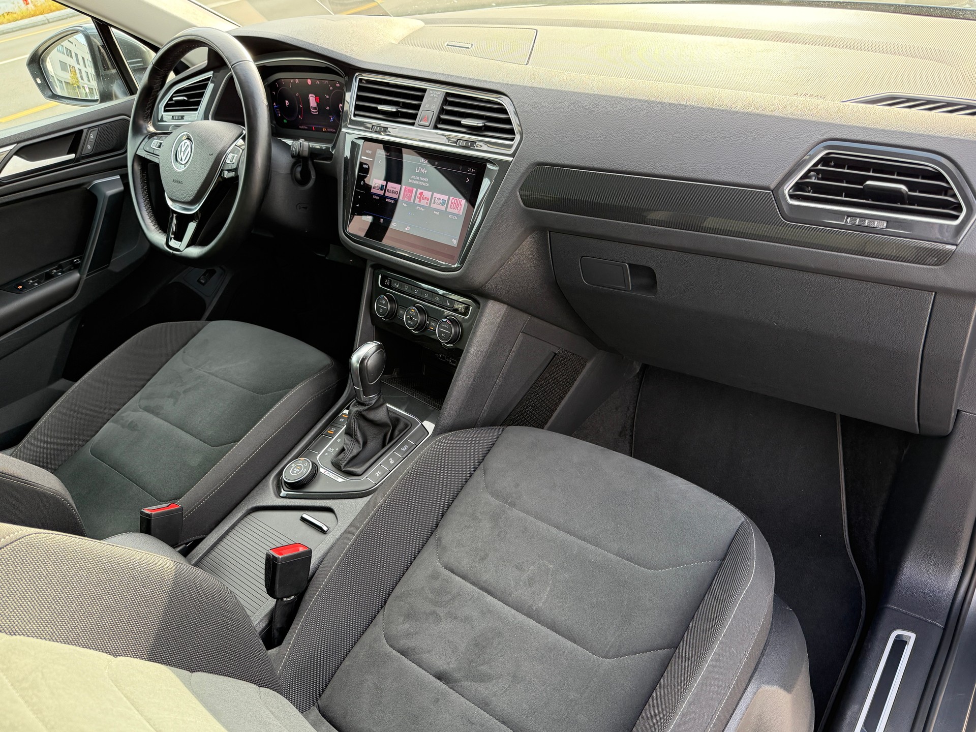VW Tiguan 2.0TSI Highline 4Motion DSG - Nouvelle Expertise : 25.09.2026 - Crochet l’attelage poids remorquable 2’500 Kg-image-16