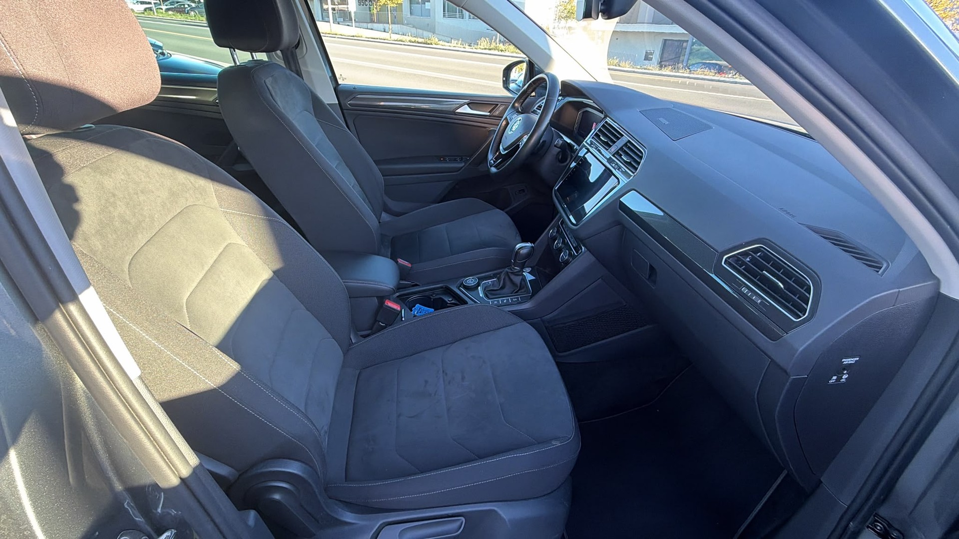 VW Tiguan 2.0TSI Highline 4Motion DSG - Nouvelle Expertise : 25.09.2026 - Crochet l’attelage poids remorquable 2’500 Kg-image-16