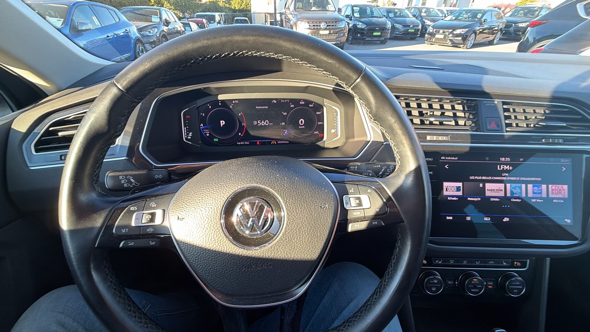 VW Tiguan 2.0TSI Highline 4Motion DSG - Nouvelle Expertise : 25.09.2026 - Crochet l’attelage poids remorquable 2’500 Kg-image-23
