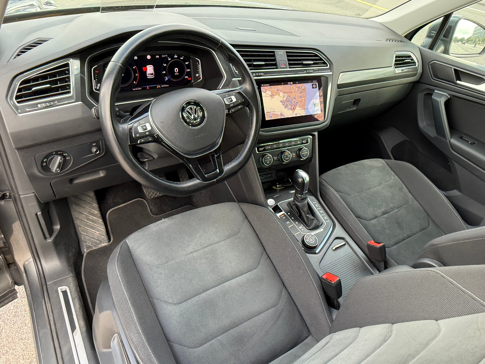 VW Tiguan 2.0TSI Highline 4Motion DSG - Nouvelle Expertise : 25.09.2026 - Crochet l’attelage poids remorquable 2’500 Kg-image-14