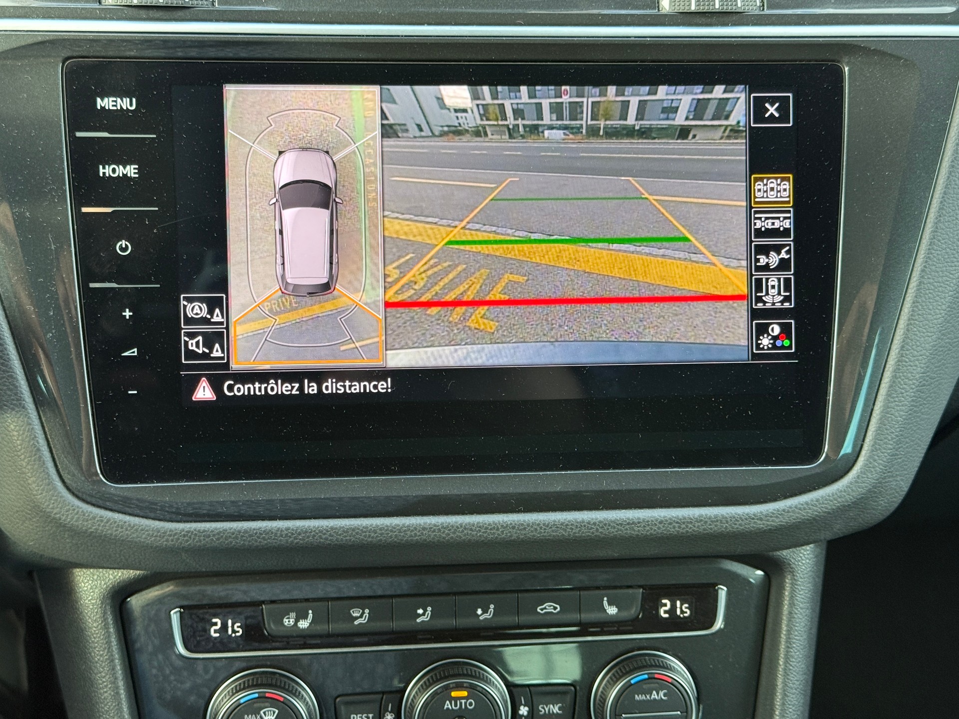 VW Tiguan 2.0TSI Highline 4Motion DSG - Nouvelle Expertise : 25.09.2026 - Crochet l’attelage poids remorquable 2’500 Kg-image-11