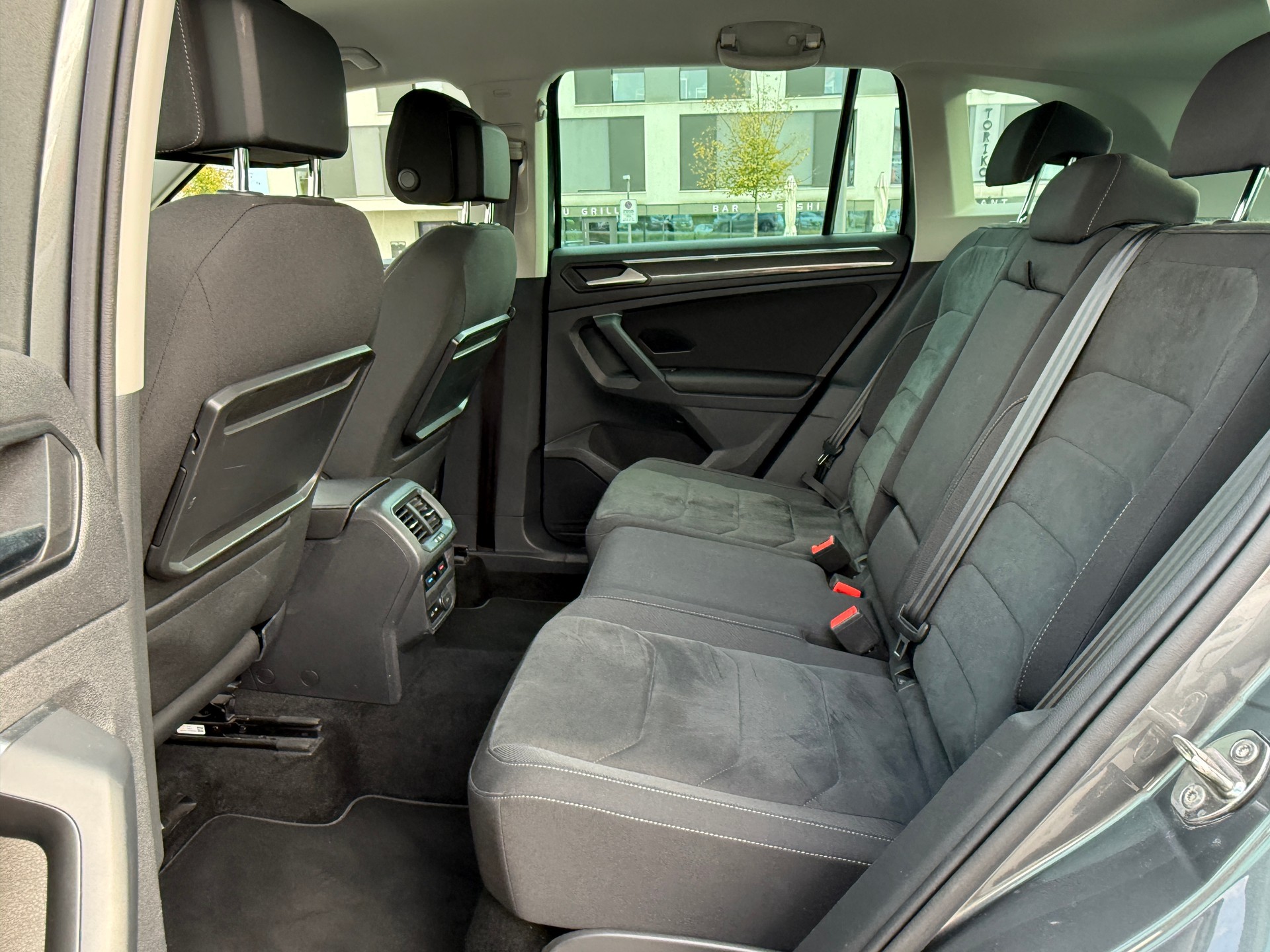 VW Tiguan 2.0TSI Highline 4Motion DSG - Nouvelle Expertise : 25.09.2026 - Crochet l’attelage poids remorquable 2’500 Kg-image-18