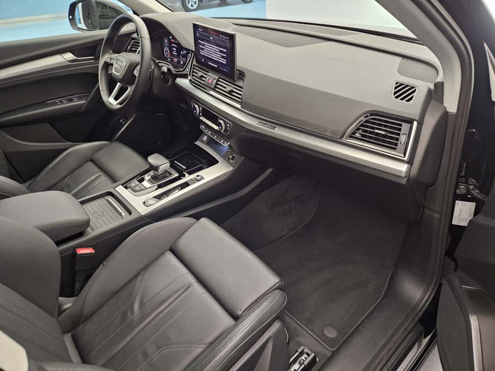 AUDI Q5 50 TFSI e PHEV advanced quattro S-tronic-image-8
