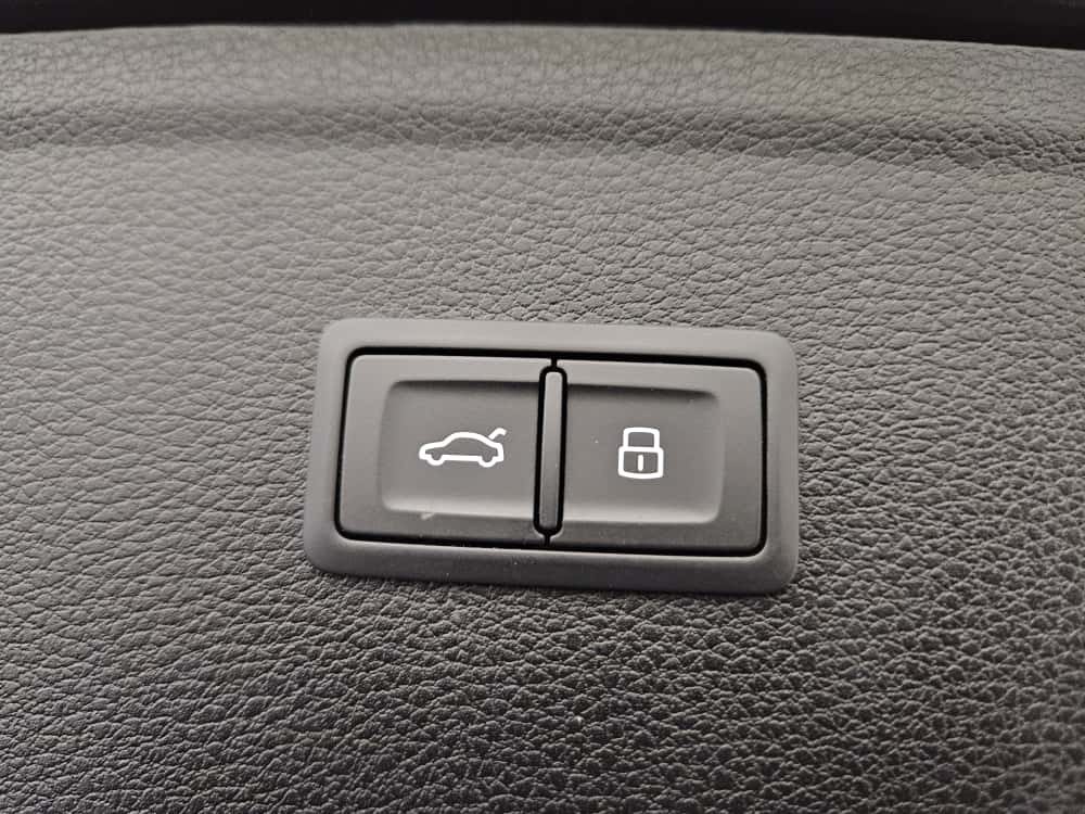 AUDI Q5 50 TFSI e PHEV advanced quattro S-tronic-image-12