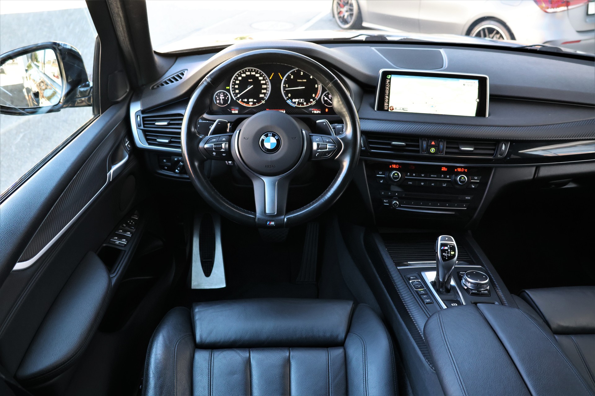 BMW X5 xDrive 30d Steptronic M-Sport (CH)-image-14