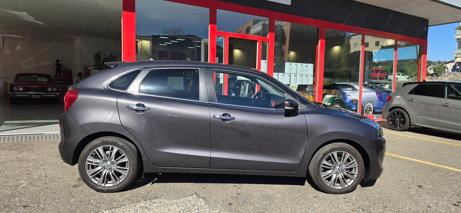 SUZUKI Baleno 1.2i Compact Top Hybrid-showroom-element-2