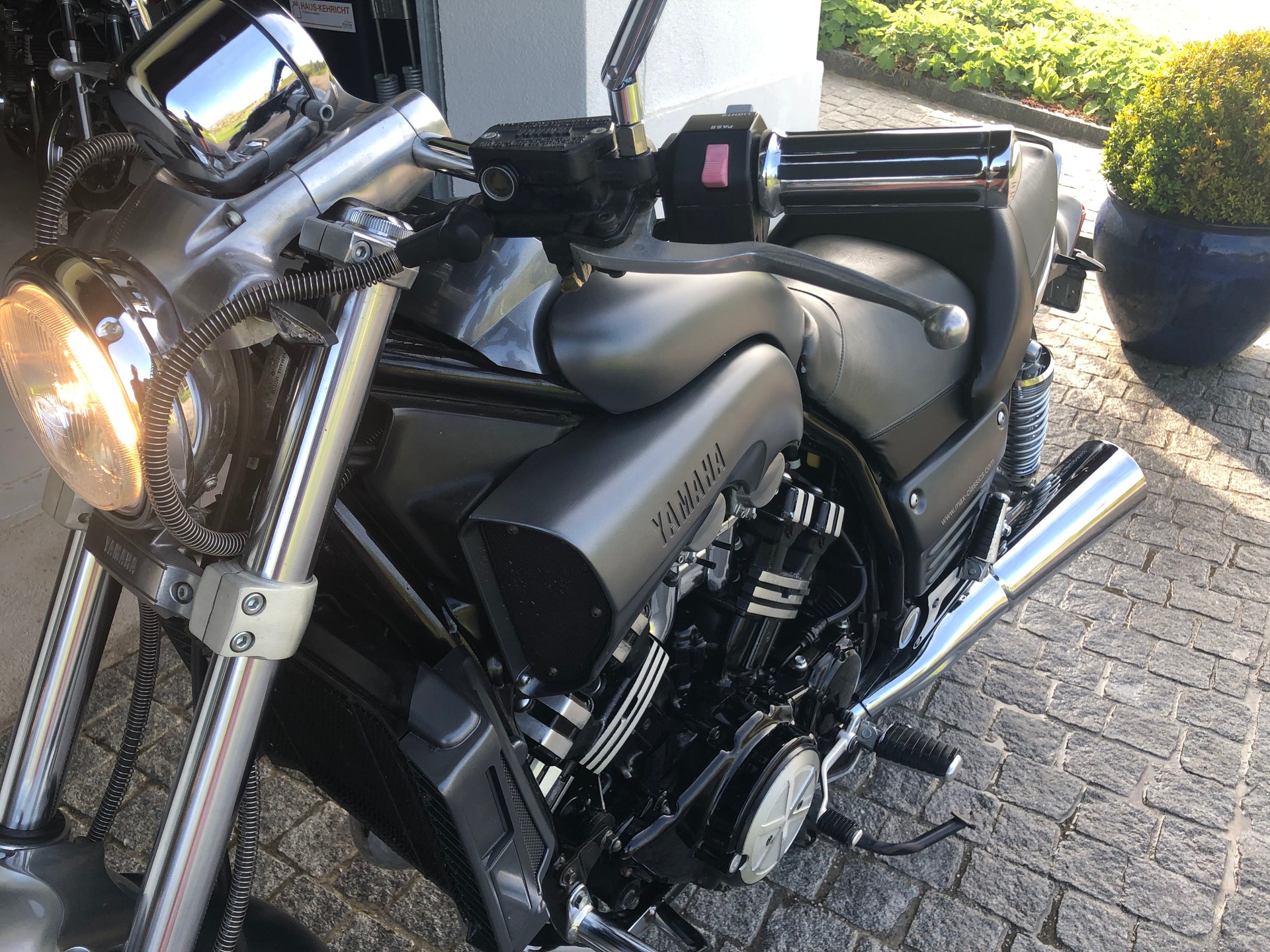 YAMAHA V-Max VMX 1200 MC-image-6