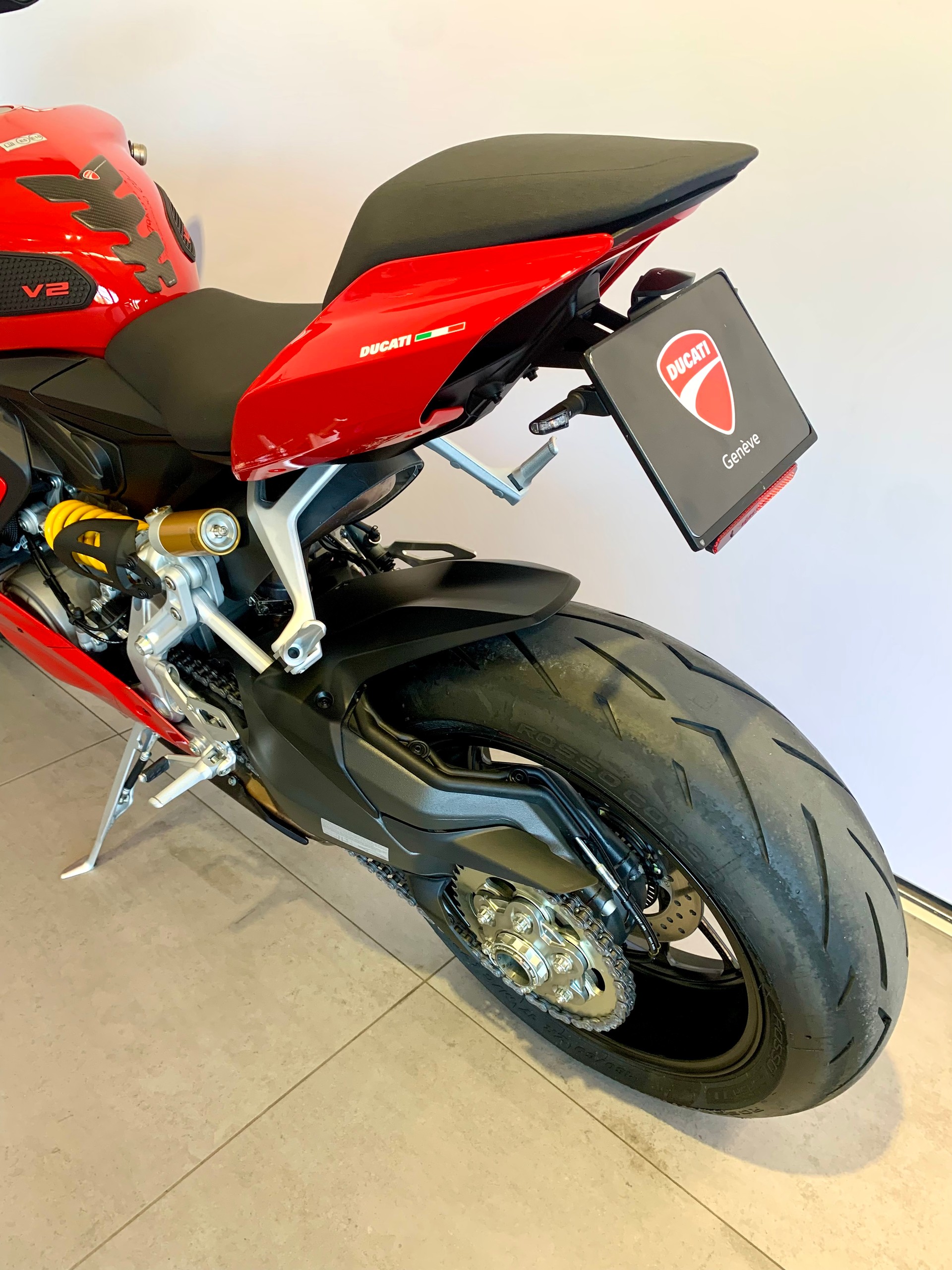 DUCATI Panigale V2-image-10