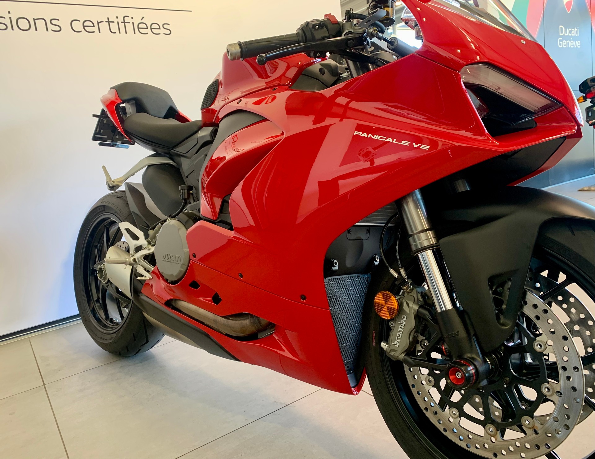DUCATI Panigale V2-image-5